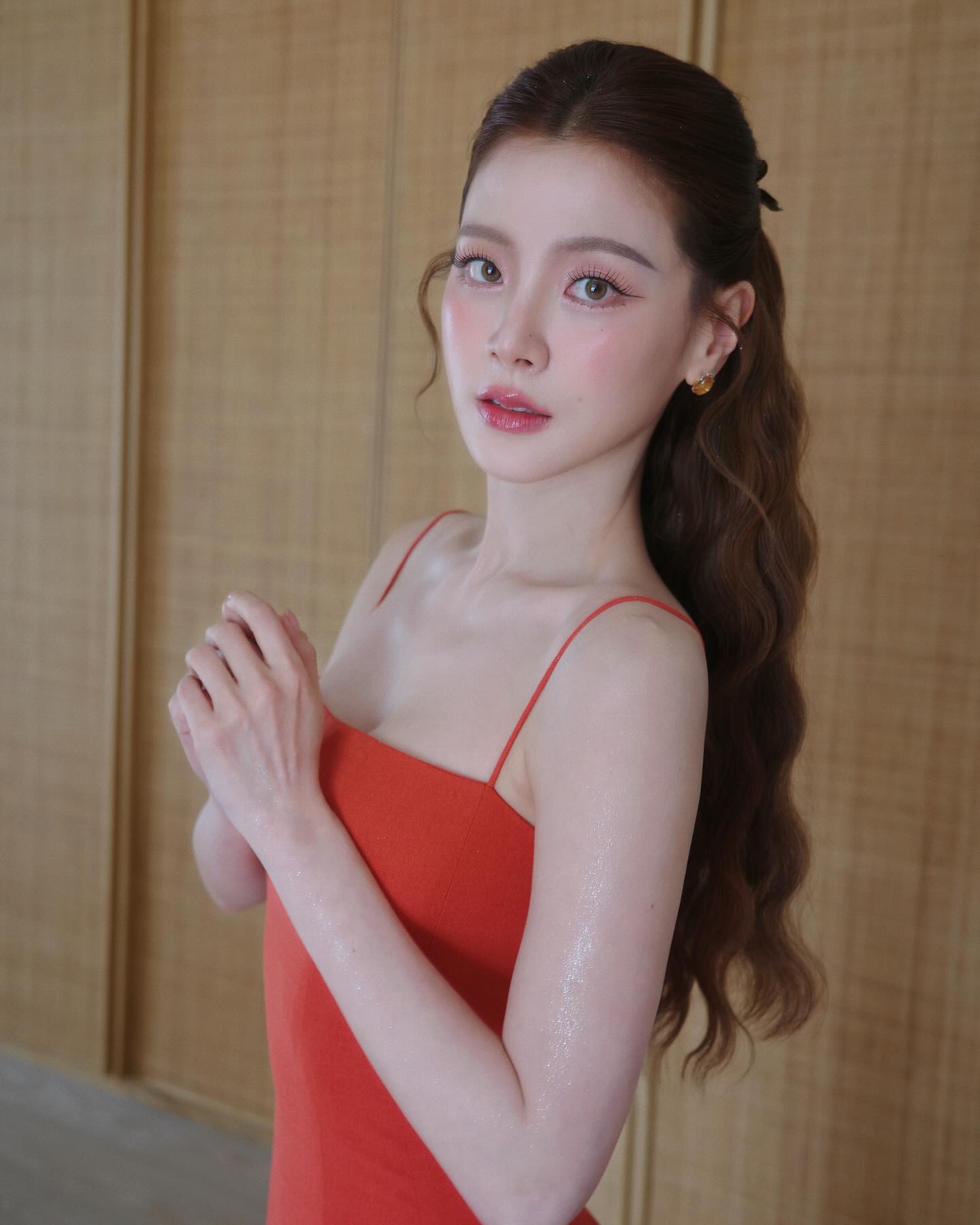 ใบเฟิร์น - พิมพ์ชนก ลือวิเศษไพบูลย์