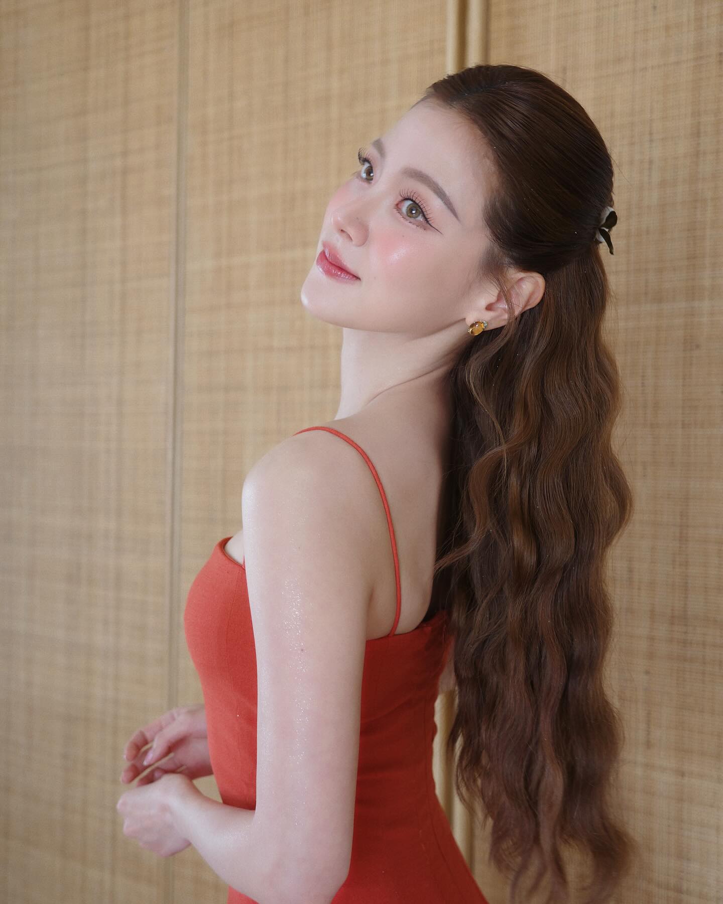 ใบเฟิร์น - พิมพ์ชนก ลือวิเศษไพบูลย์