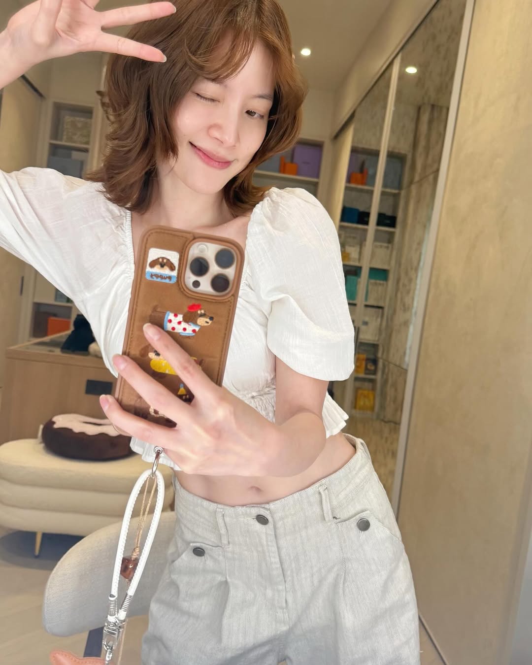 ใบเฟิร์น - พิมพ์ชนก ลือวิเศษไพบูลย์