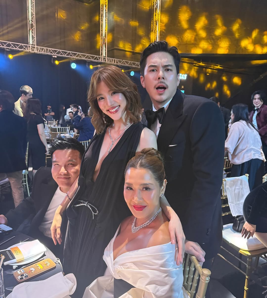 ใบเฟิร์น - พิมพ์ชนก ลือวิเศษไพบูลย์