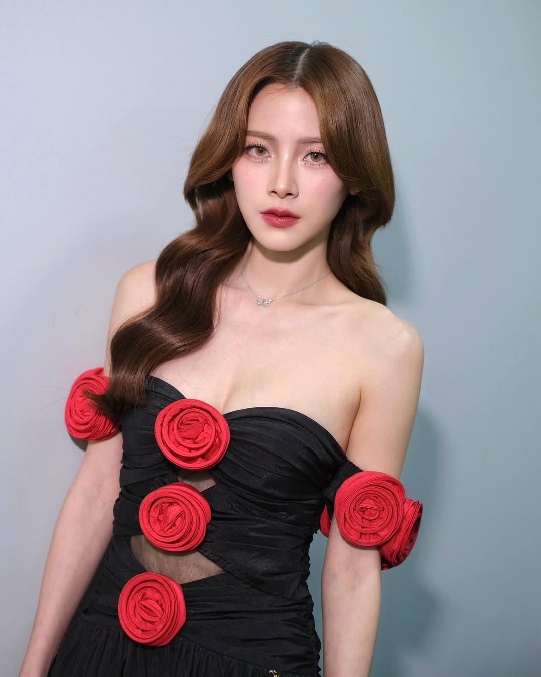 ใบเฟิร์น - พิมพ์ชนก ลือวิเศษไพบูลย์