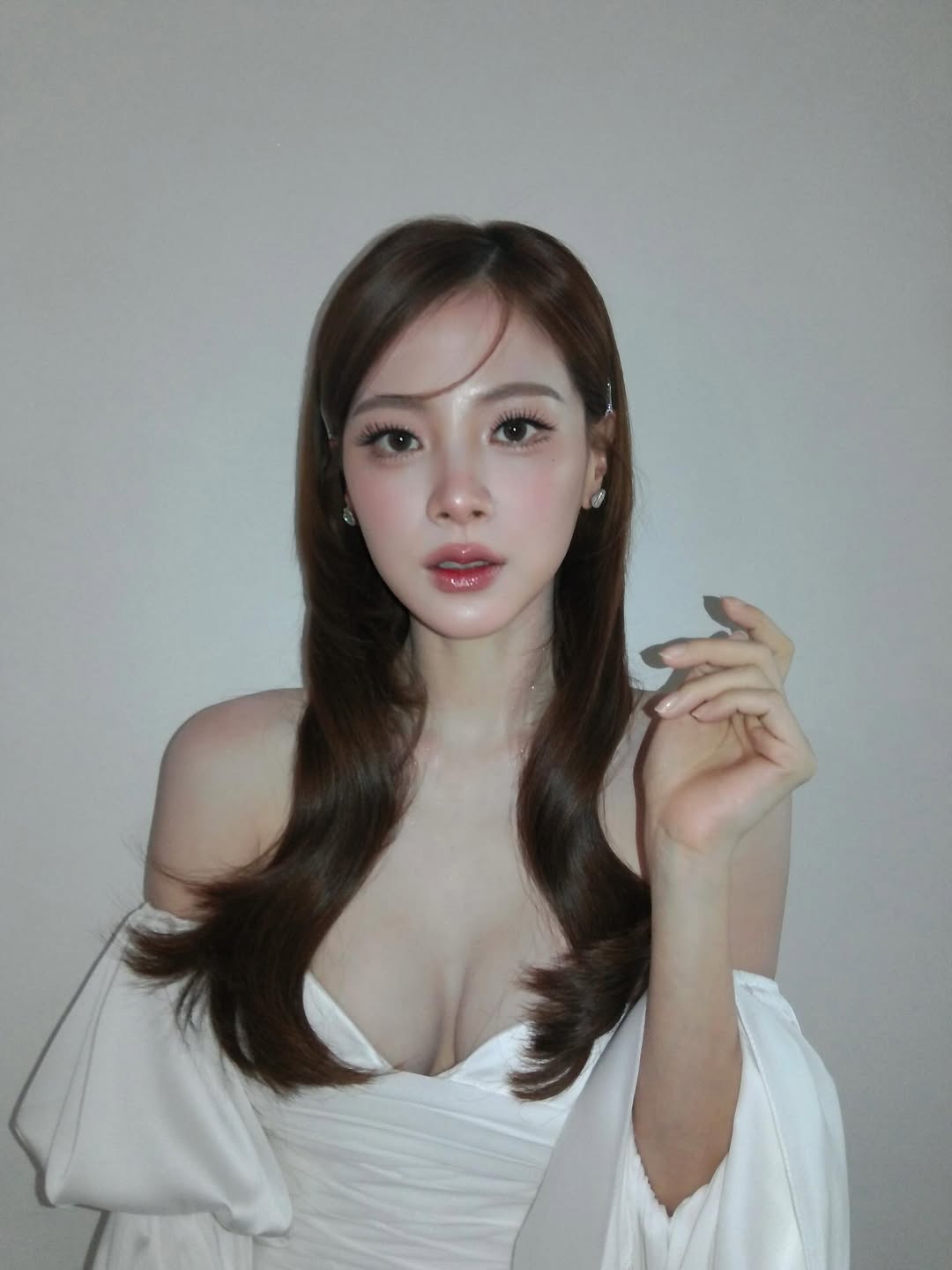 ใบเฟิร์น - พิมพ์ชนก ลือวิเศษไพบูลย์