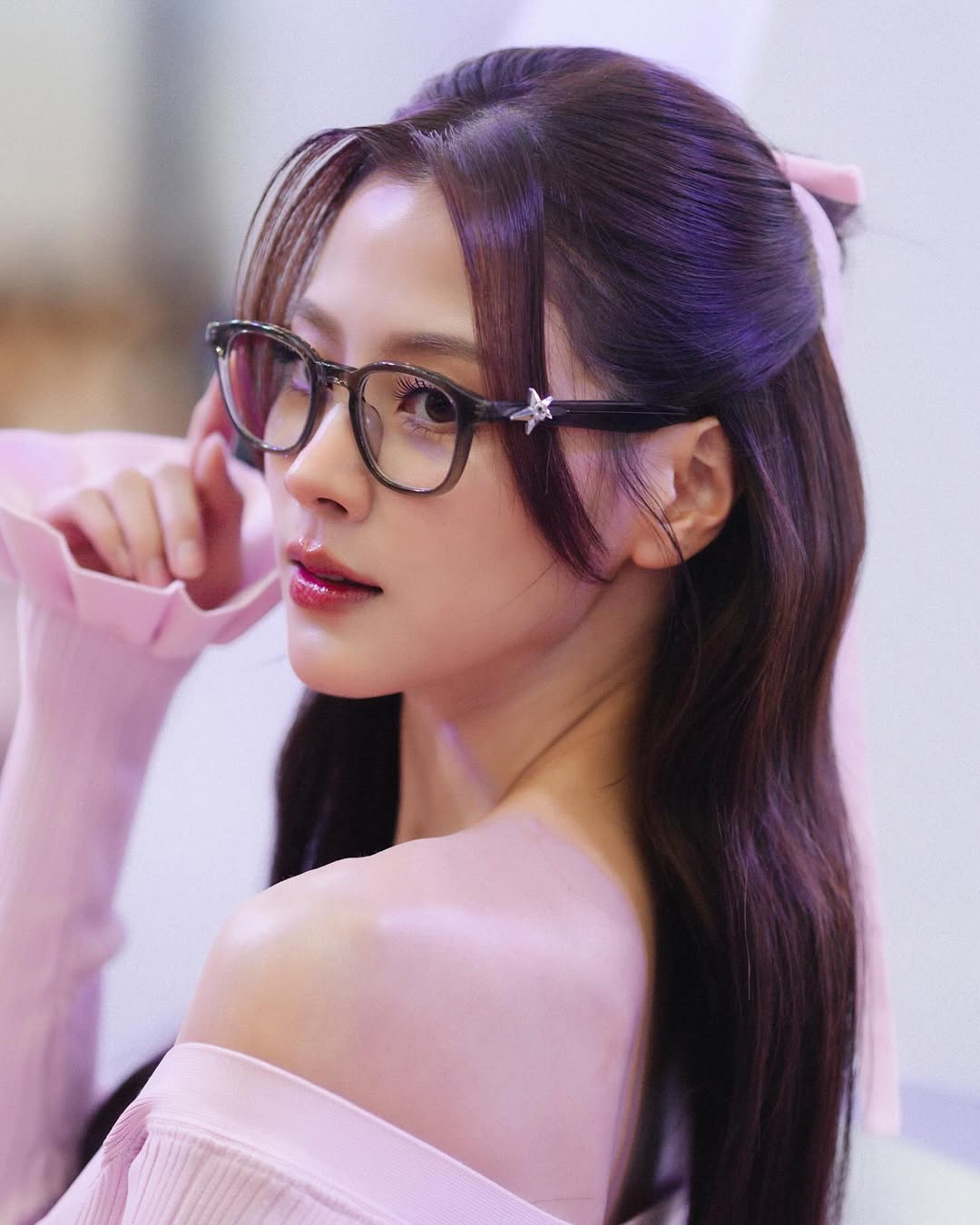 ใบเฟิร์น - พิมพ์ชนก ลือวิเศษไพบูลย์