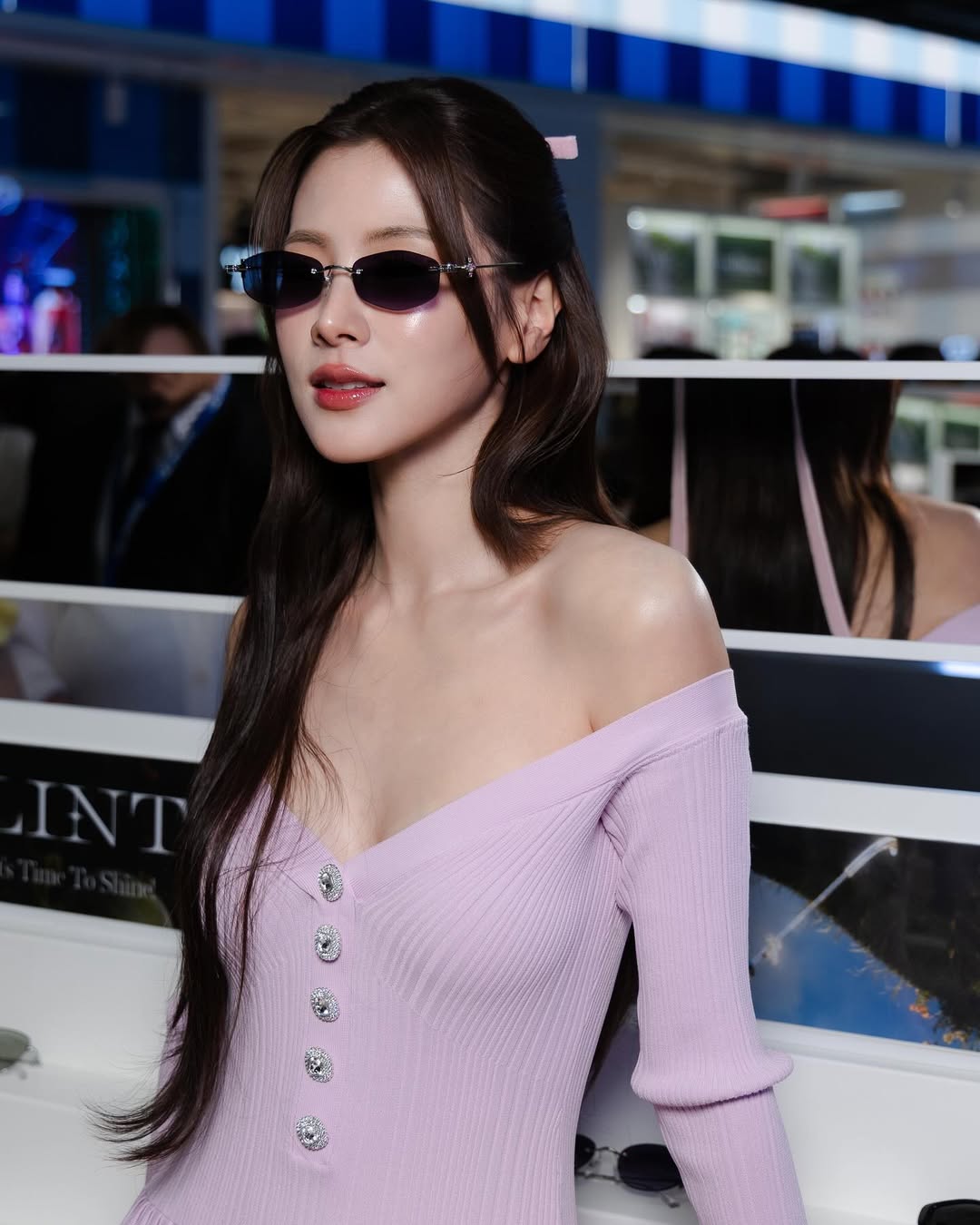 ใบเฟิร์น - พิมพ์ชนก ลือวิเศษไพบูลย์