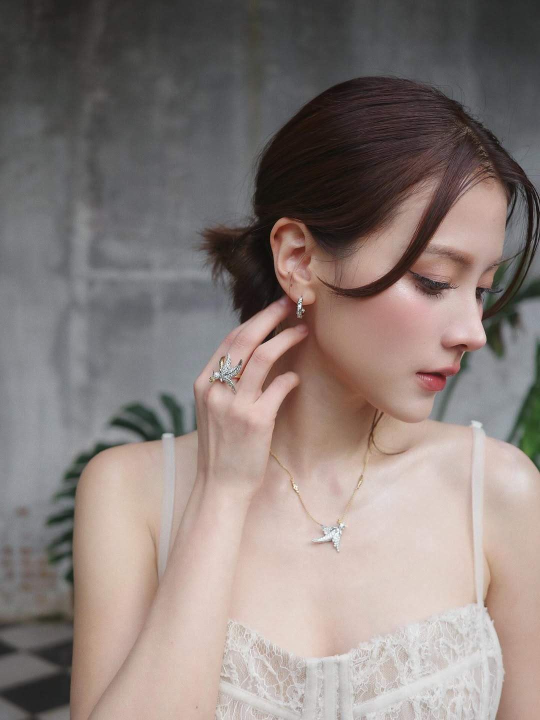 ใบเฟิร์น - พิมพ์ชนก ลือวิเศษไพบูลย์