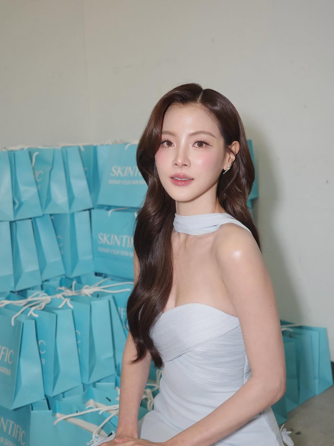 ใบเฟิร์น - พิมพ์ชนก ลือวิเศษไพบูลย์