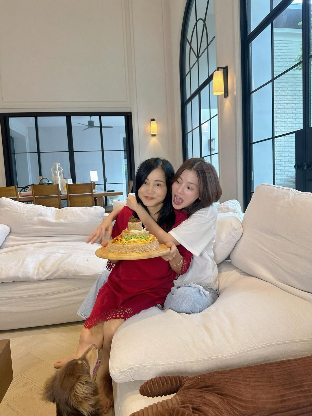 ใบเฟิร์น - พิมพ์ชนก ลือวิเศษไพบูลย์