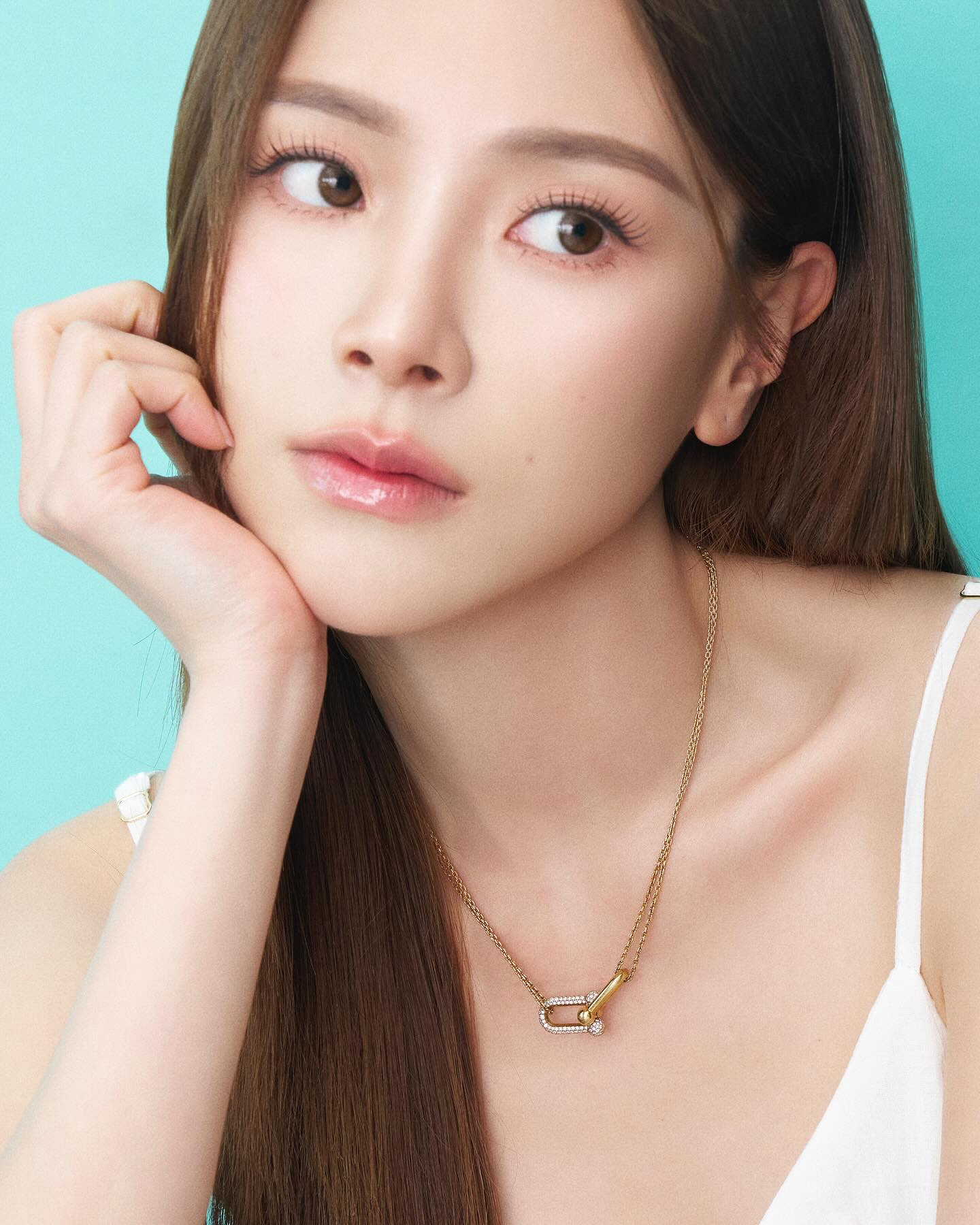 ใบเฟิร์น - พิมพ์ชนก ลือวิเศษไพบูลย์
