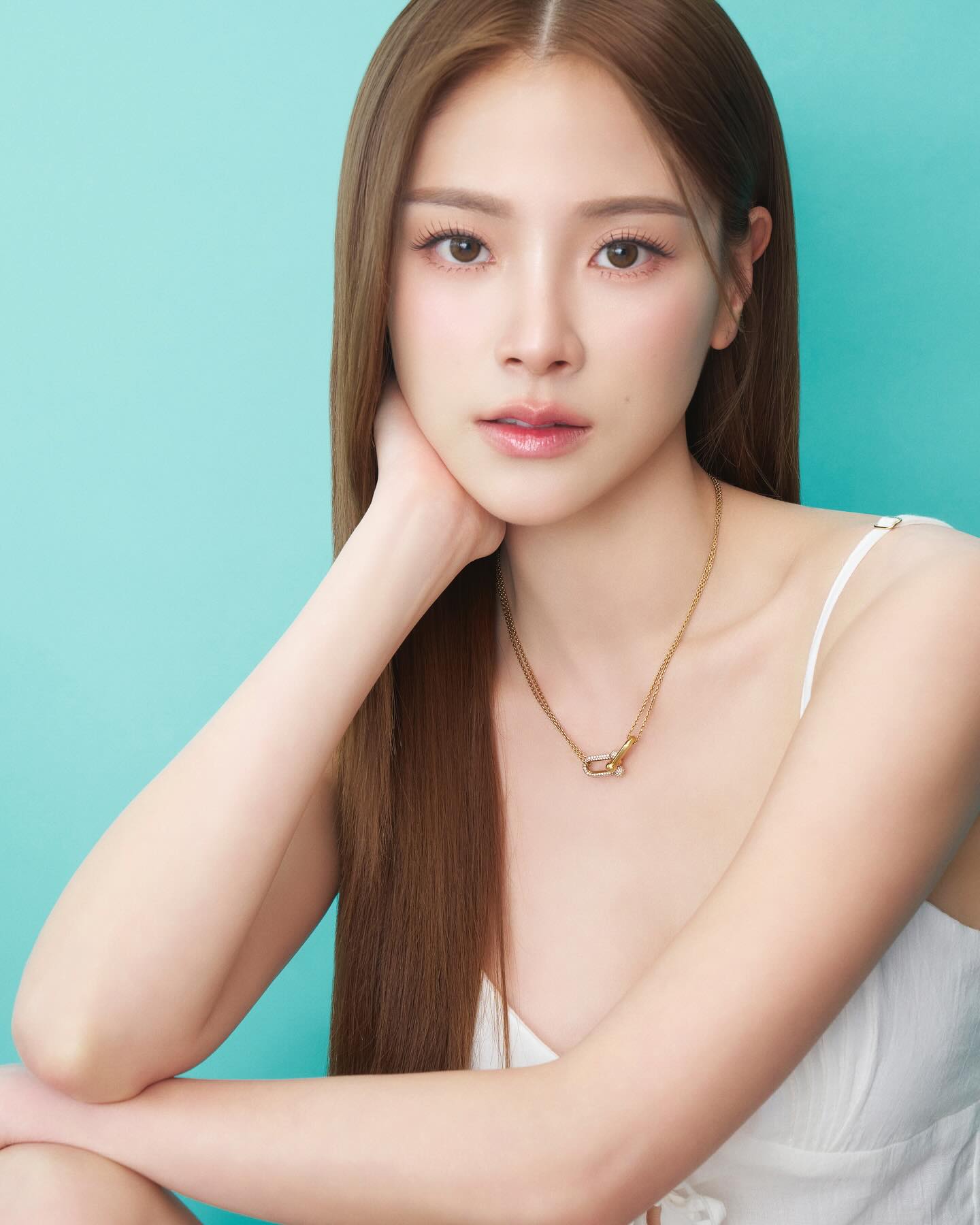ใบเฟิร์น - พิมพ์ชนก ลือวิเศษไพบูลย์