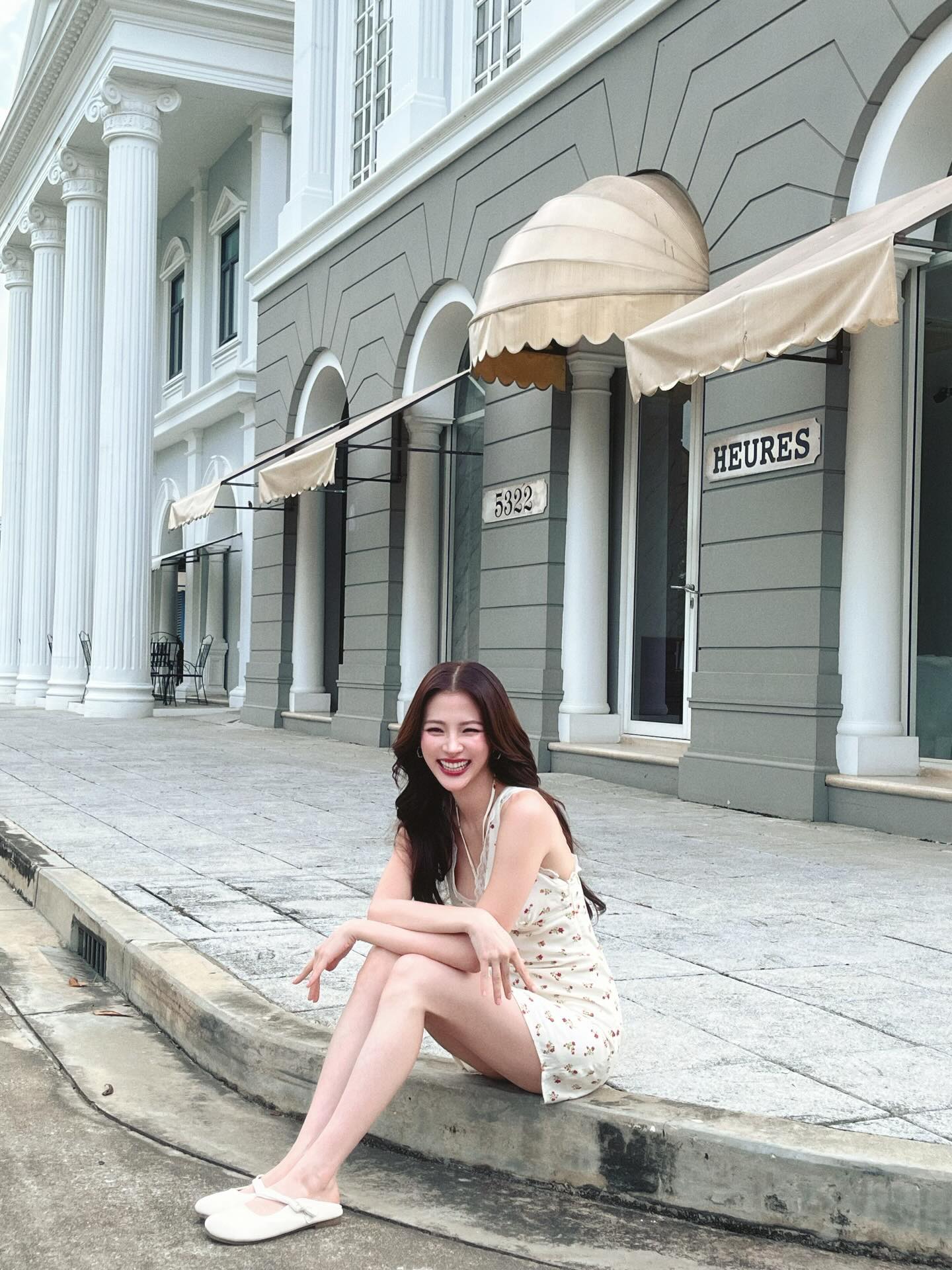 ใบเฟิร์น - พิมพ์ชนก ลือวิเศษไพบูลย์