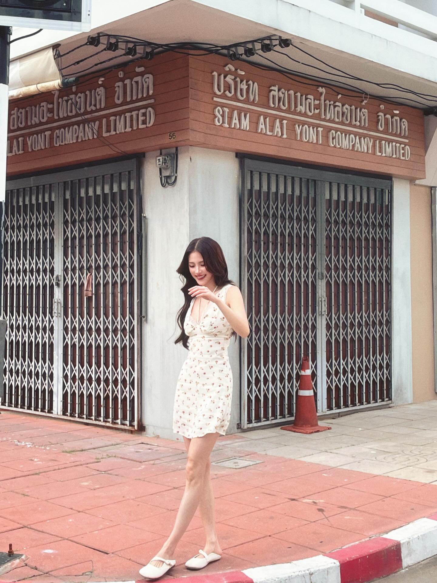 ใบเฟิร์น - พิมพ์ชนก ลือวิเศษไพบูลย์