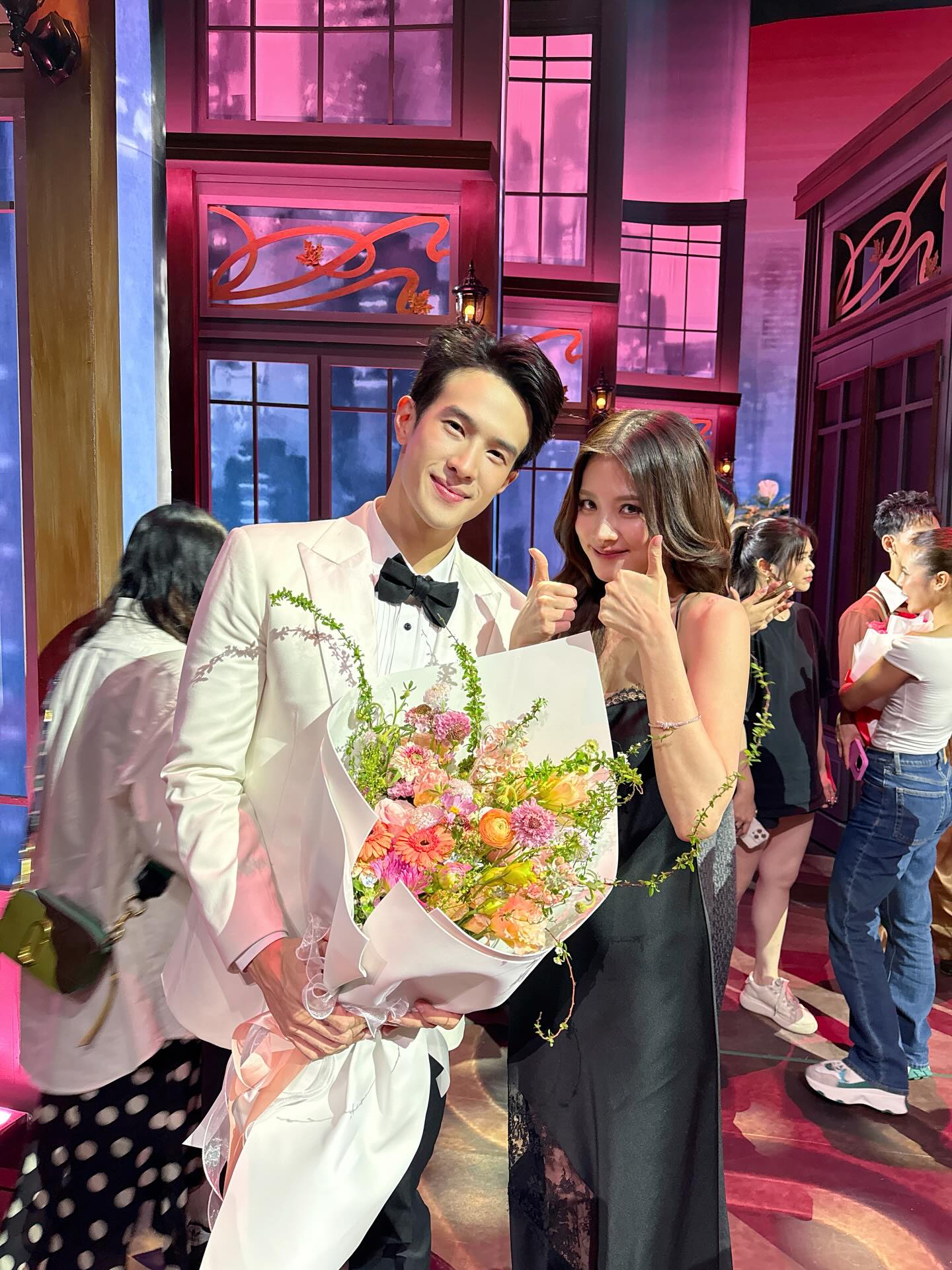 ใบเฟิร์น - พิมพ์ชนก ลือวิเศษไพบูลย์