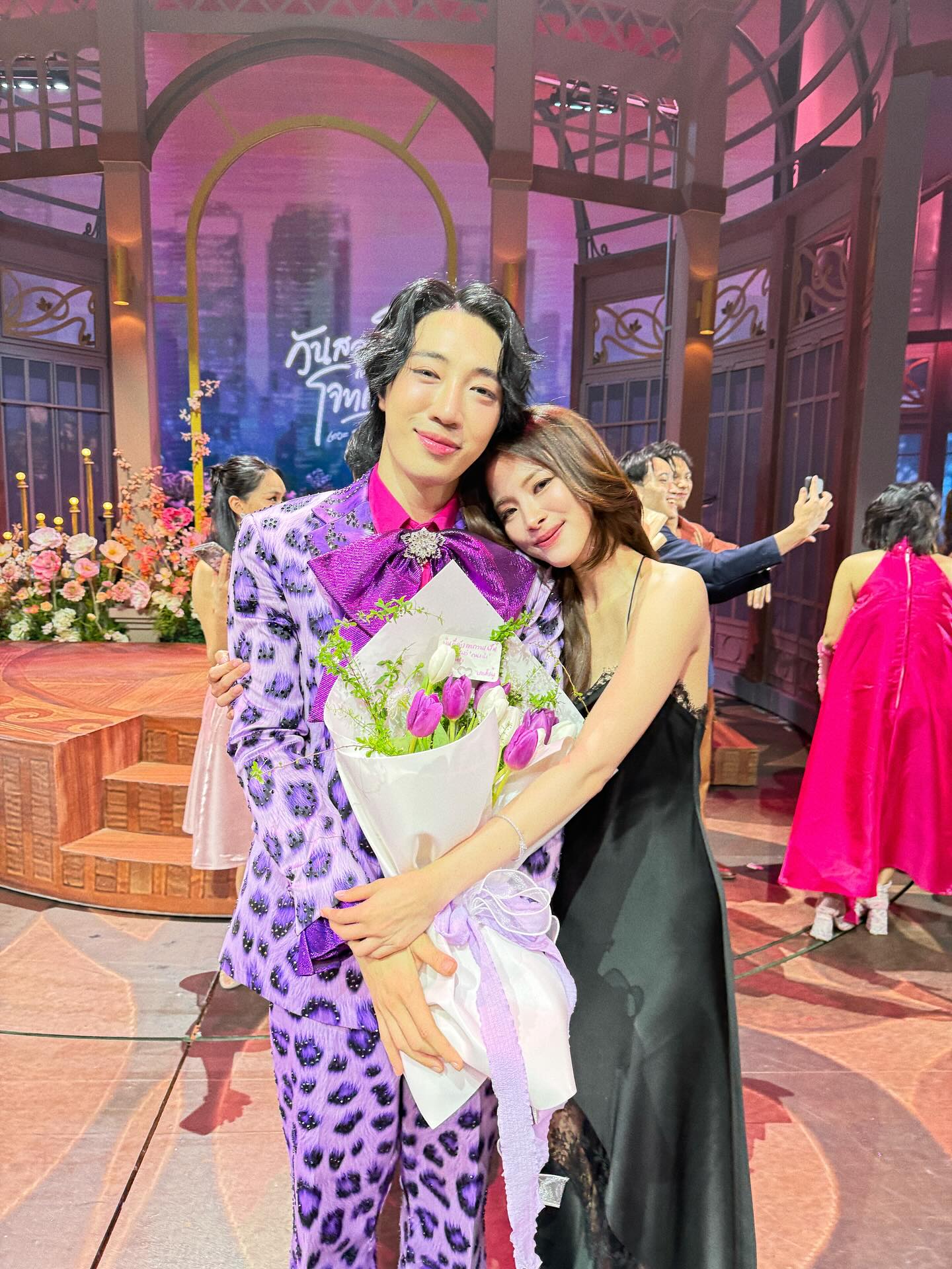 ใบเฟิร์น - พิมพ์ชนก ลือวิเศษไพบูลย์