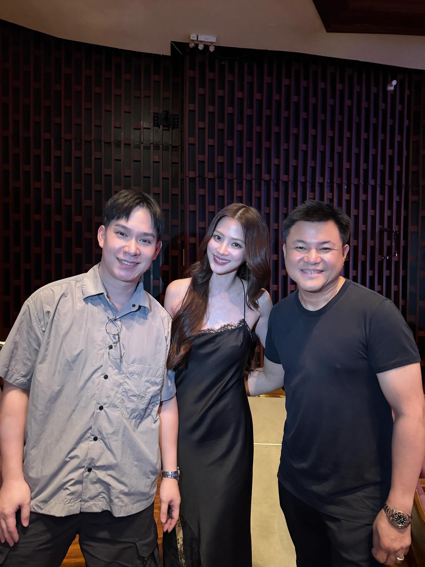 ใบเฟิร์น - พิมพ์ชนก ลือวิเศษไพบูลย์