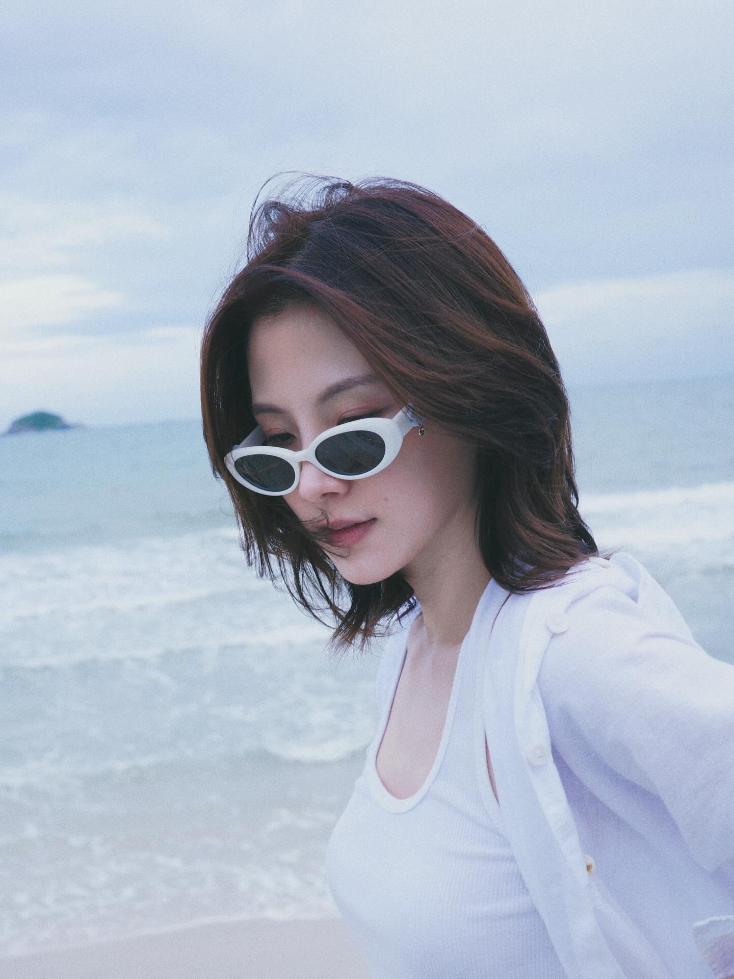 ใบเฟิร์น - พิมพ์ชนก ลือวิเศษไพบูลย์