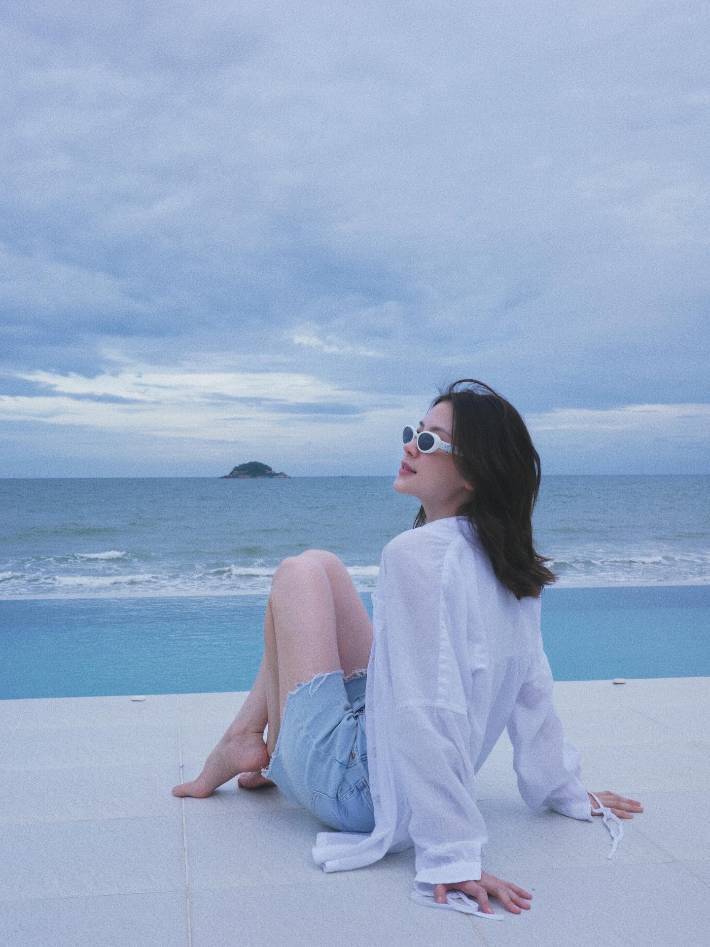 ใบเฟิร์น - พิมพ์ชนก ลือวิเศษไพบูลย์