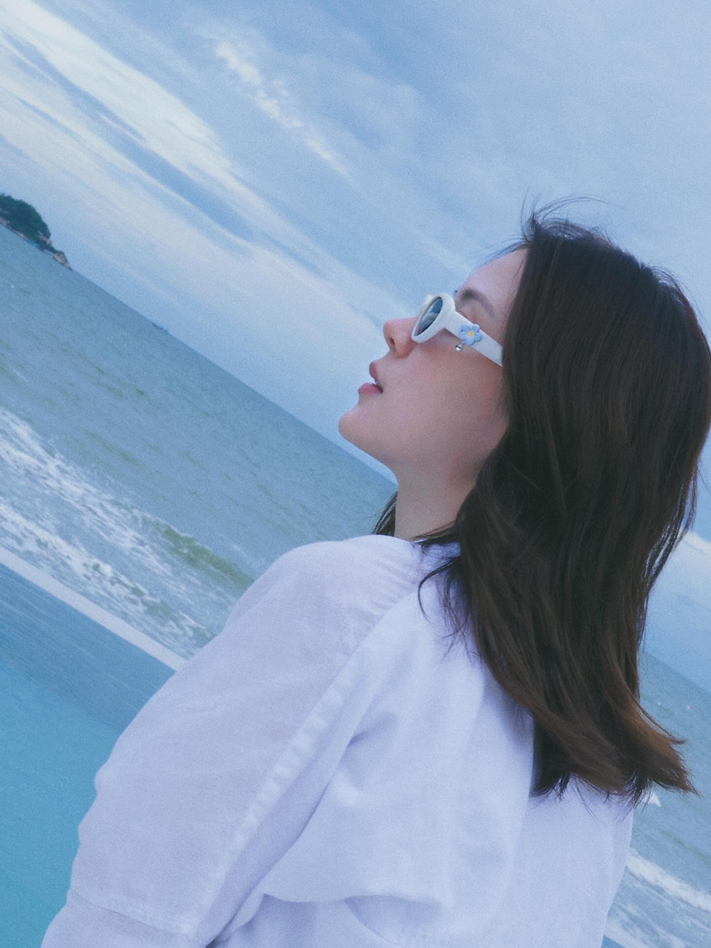 ใบเฟิร์น - พิมพ์ชนก ลือวิเศษไพบูลย์