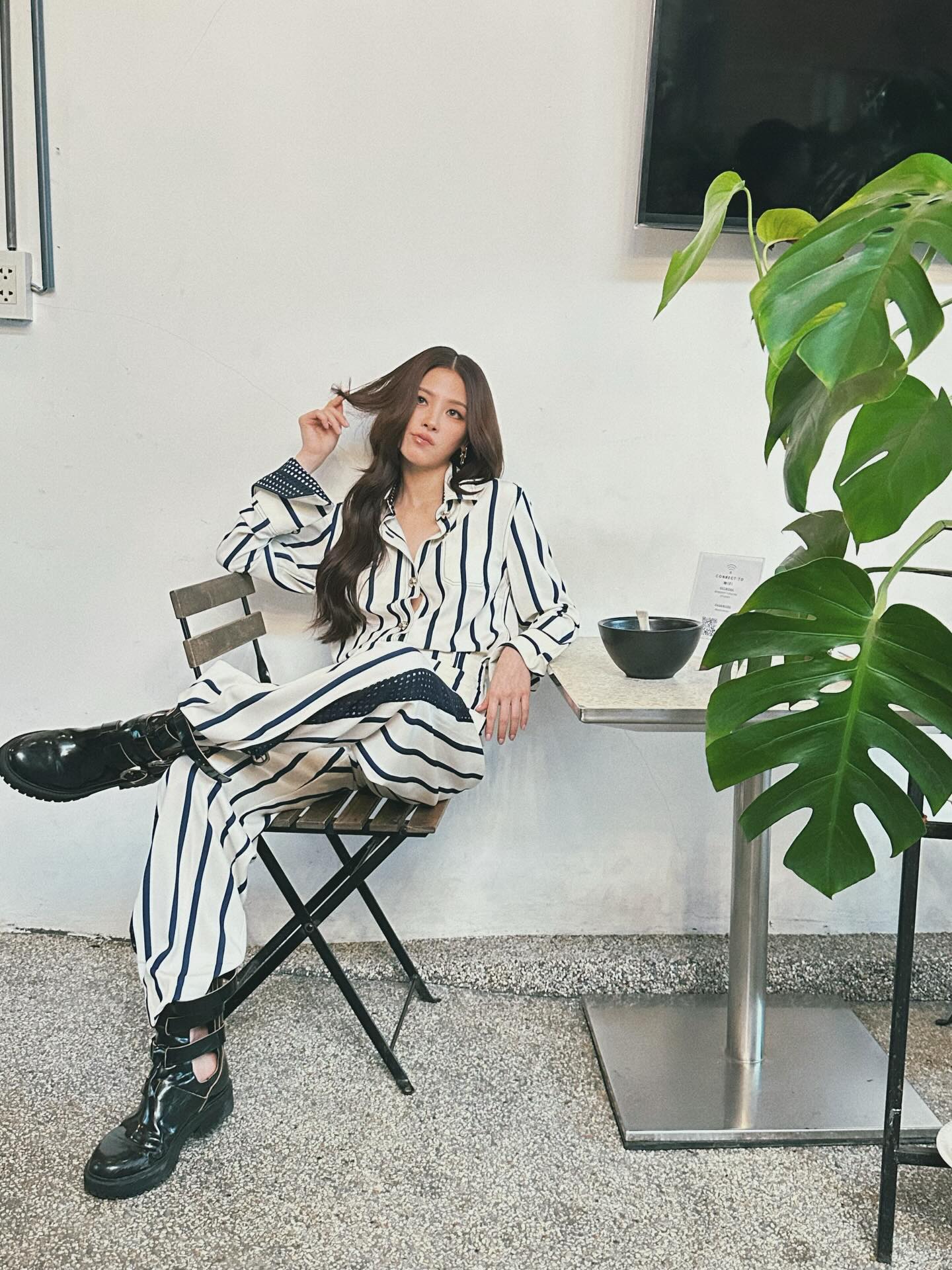 ใบเฟิร์น - พิมพ์ชนก ลือวิเศษไพบูลย์