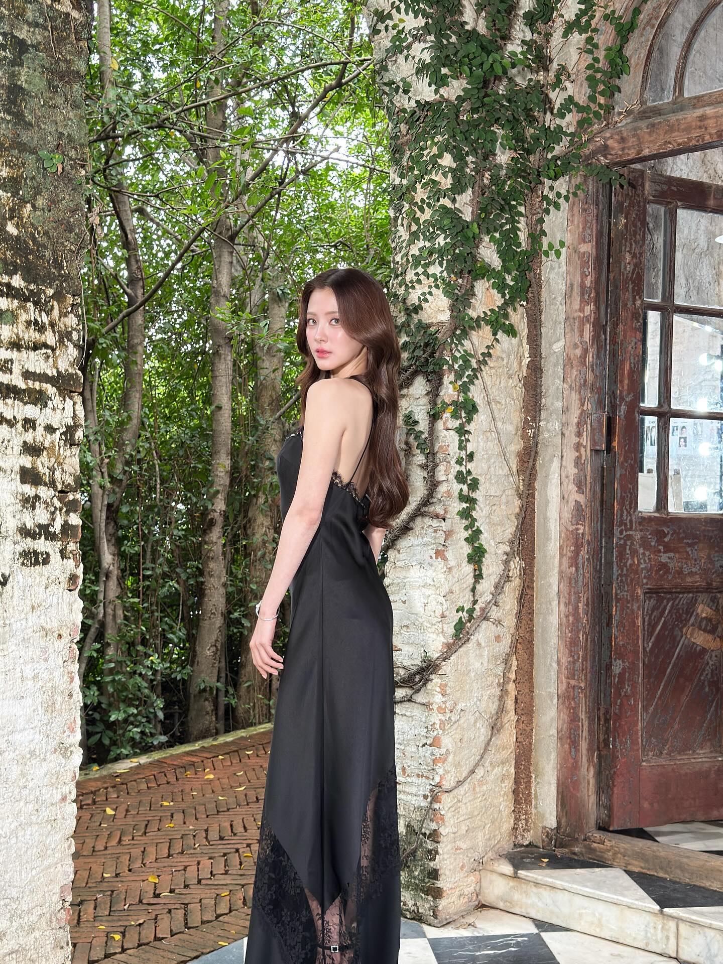 ใบเฟิร์น - พิมพ์ชนก ลือวิเศษไพบูลย์