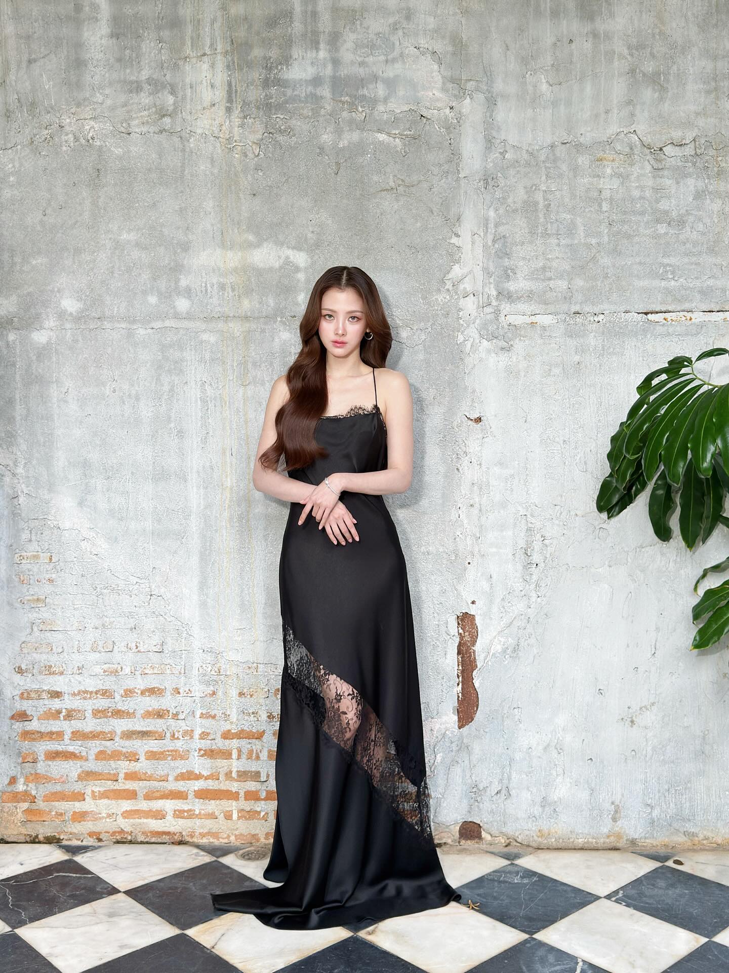 ใบเฟิร์น - พิมพ์ชนก ลือวิเศษไพบูลย์