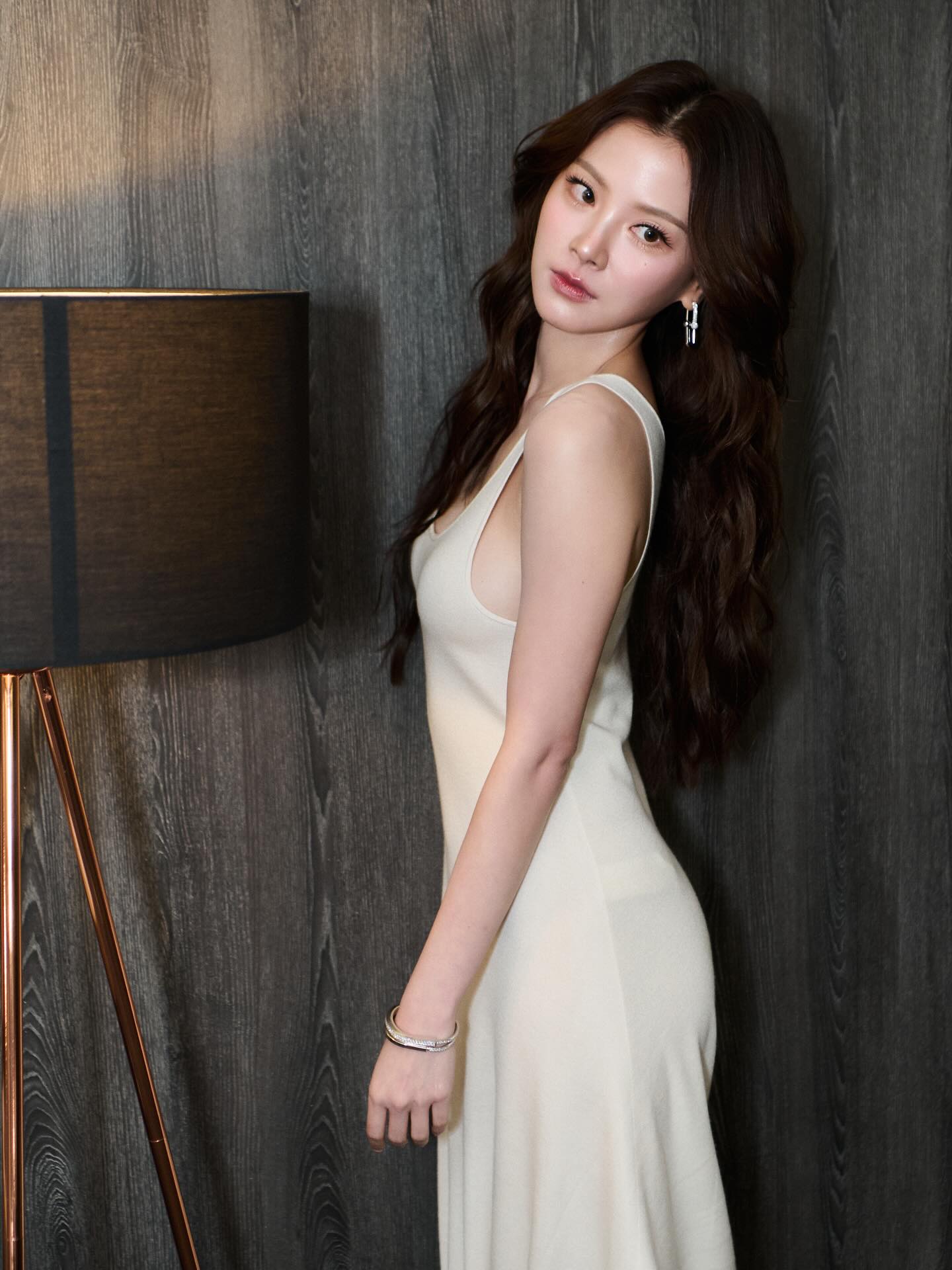 ใบเฟิร์น - พิมพ์ชนก ลือวิเศษไพบูลย์