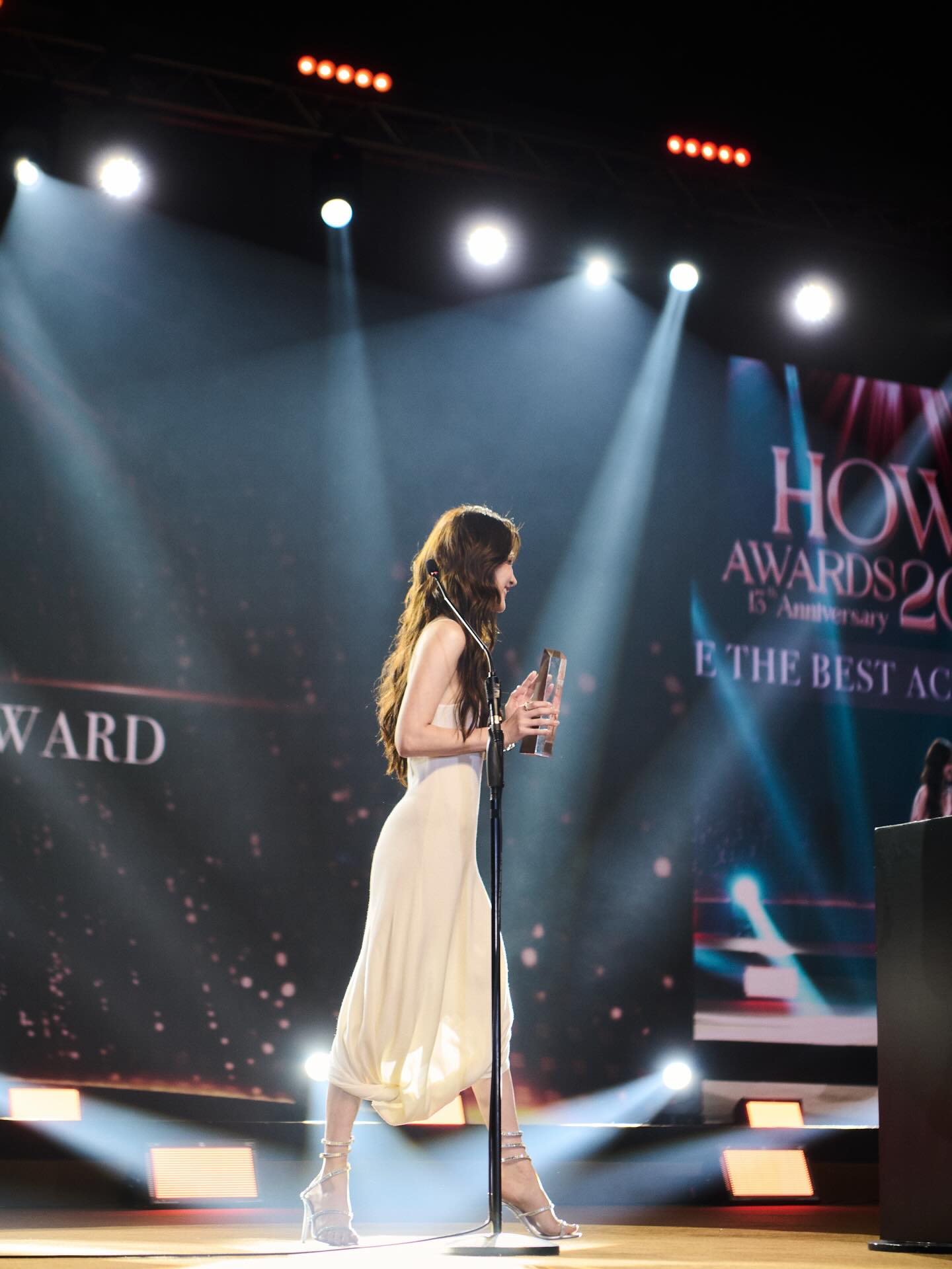 ใบเฟิร์น - พิมพ์ชนก ลือวิเศษไพบูลย์