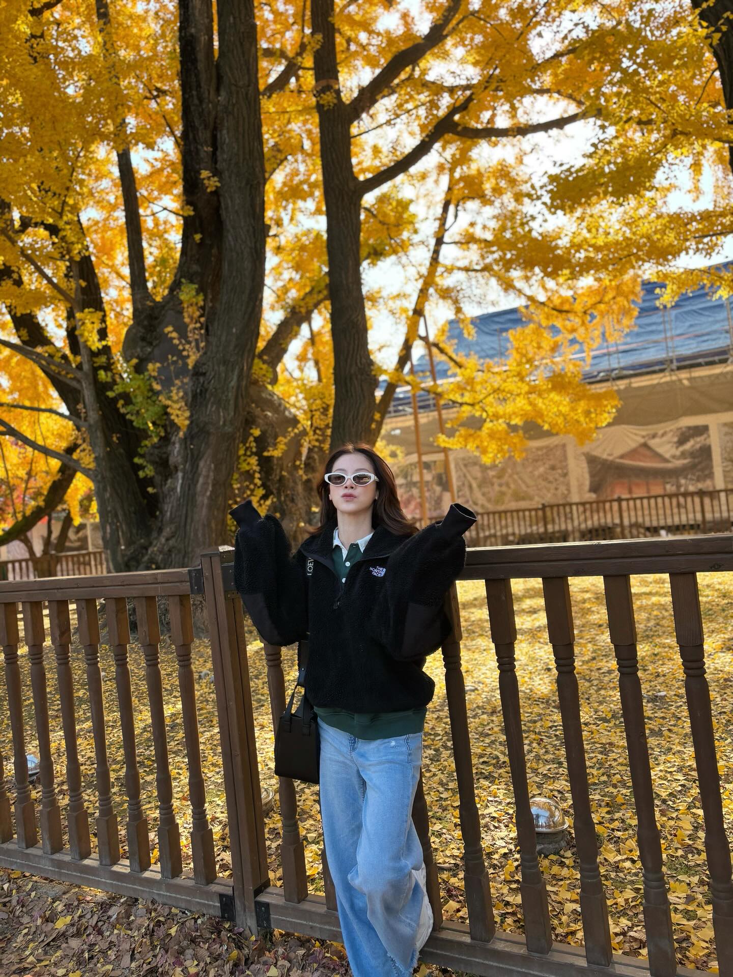 ใบเฟิร์น - พิมพ์ชนก ลือวิเศษไพบูลย์