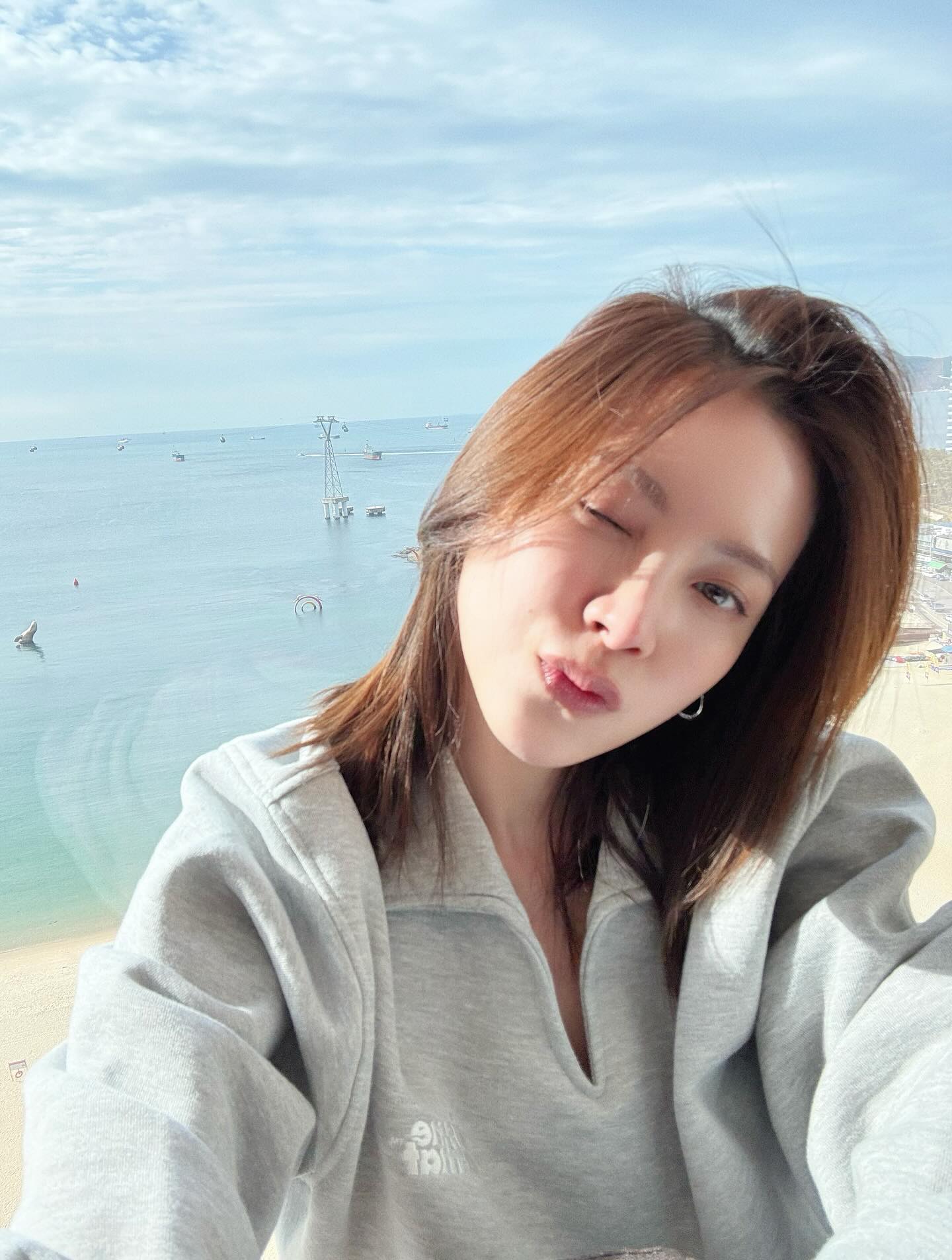 ใบเฟิร์น - พิมพ์ชนก ลือวิเศษไพบูลย์