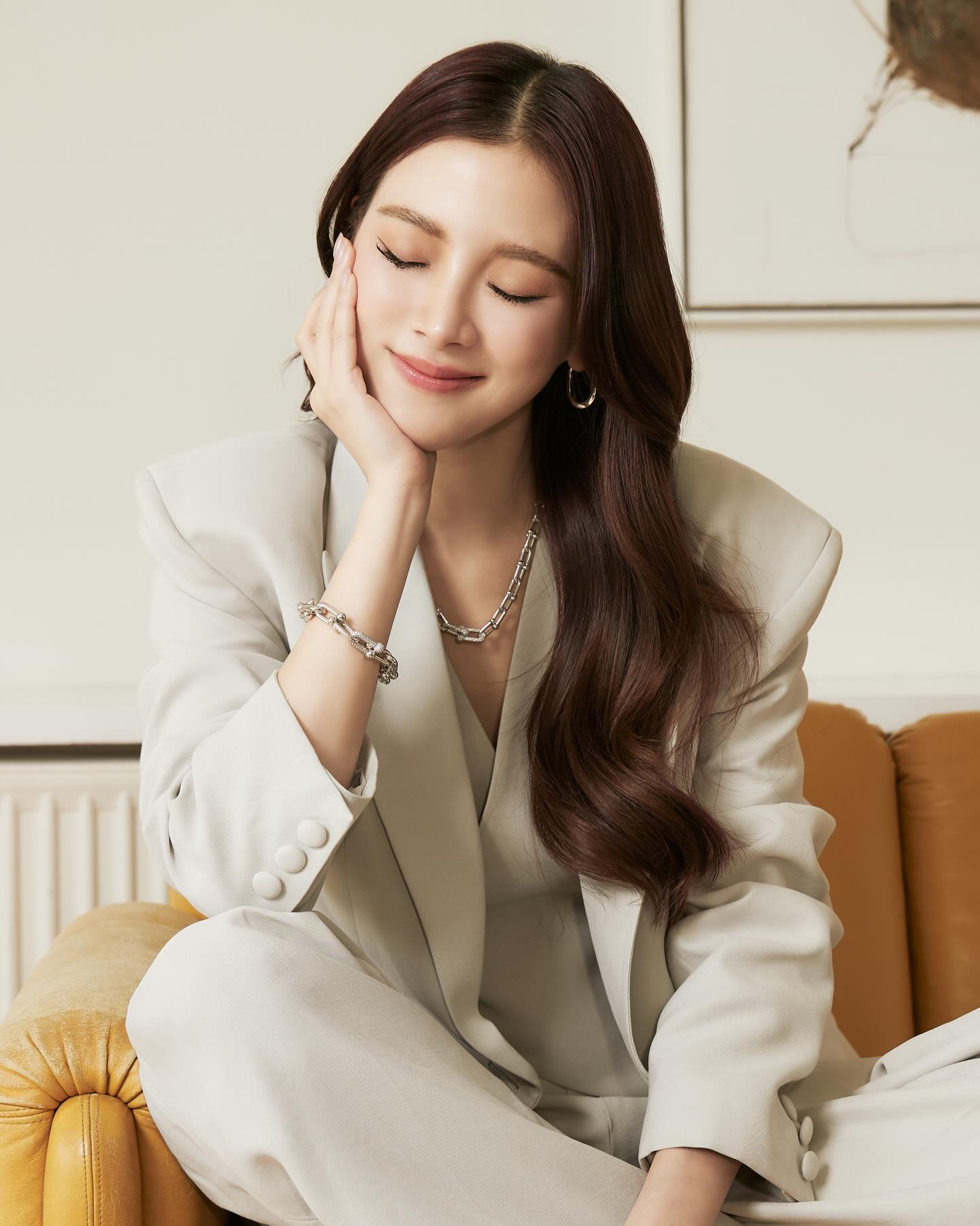 ใบเฟิร์น - พิมพ์ชนก ลือวิเศษไพบูลย์