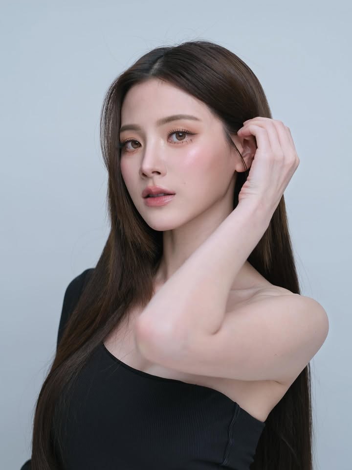 ใบเฟิร์น - พิมพ์ชนก ลือวิเศษไพบูลย์