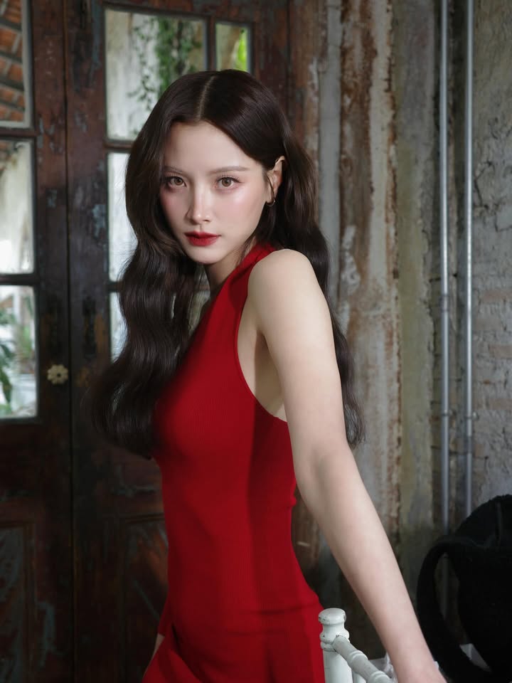 ใบเฟิร์น - พิมพ์ชนก ลือวิเศษไพบูลย์