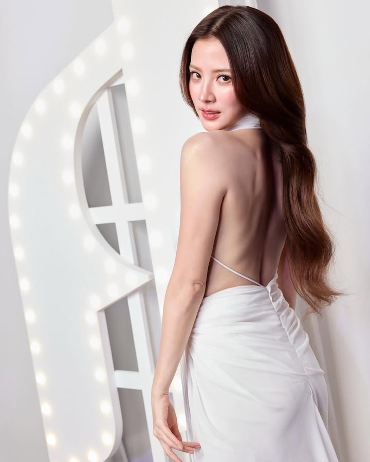 ใบเฟิร์น - พิมพ์ชนก ลือวิเศษไพบูลย์