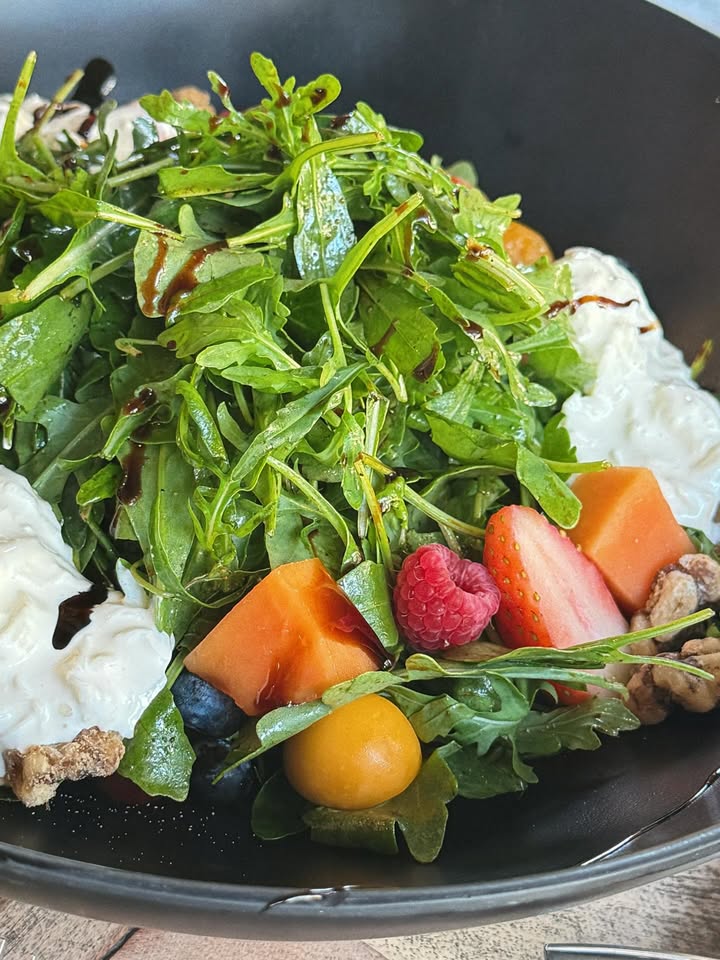 ใบเฟิร์น - พิมพ์ชนก ลือวิเศษไพบูลย์