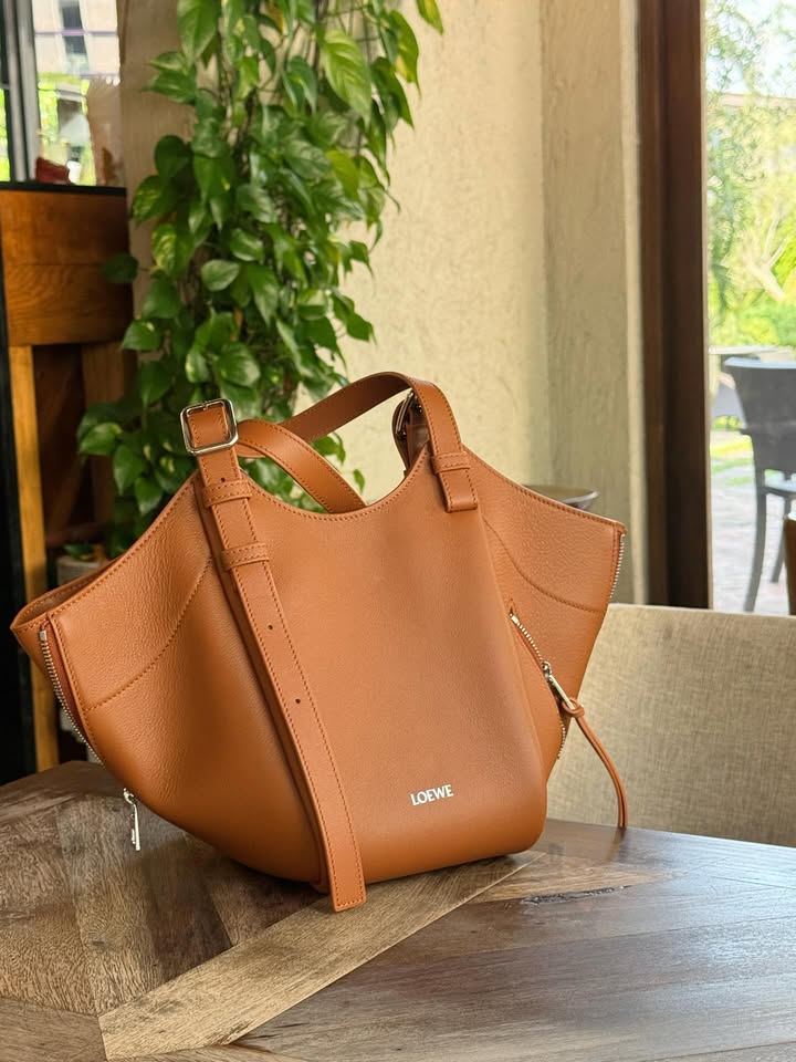 ใบเฟิร์น - พิมพ์ชนก ลือวิเศษไพบูลย์