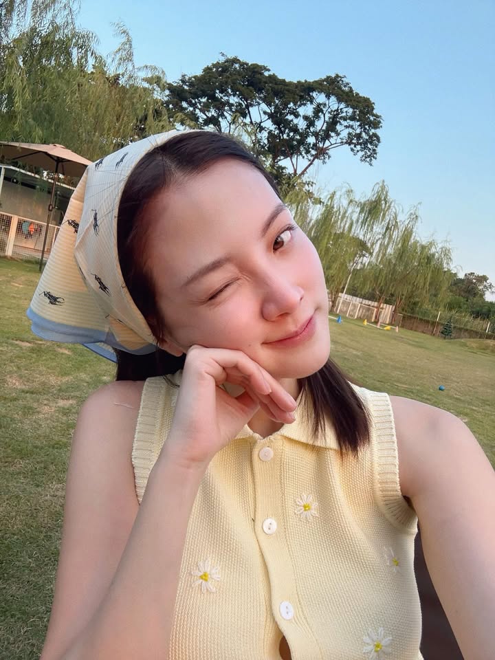 ใบเฟิร์น - พิมพ์ชนก ลือวิเศษไพบูลย์