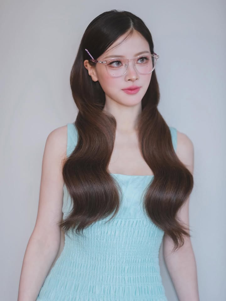 ใบเฟิร์น - พิมพ์ชนก ลือวิเศษไพบูลย์