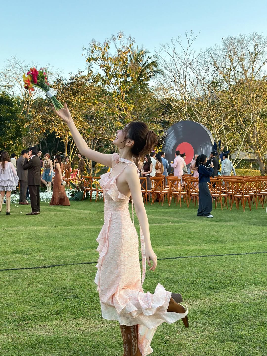 ใบเฟิร์น - พิมพ์ชนก ลือวิเศษไพบูลย์