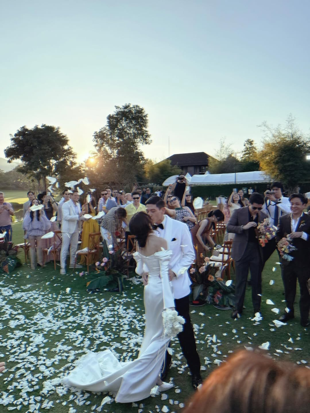 ใบเฟิร์น - พิมพ์ชนก ลือวิเศษไพบูลย์