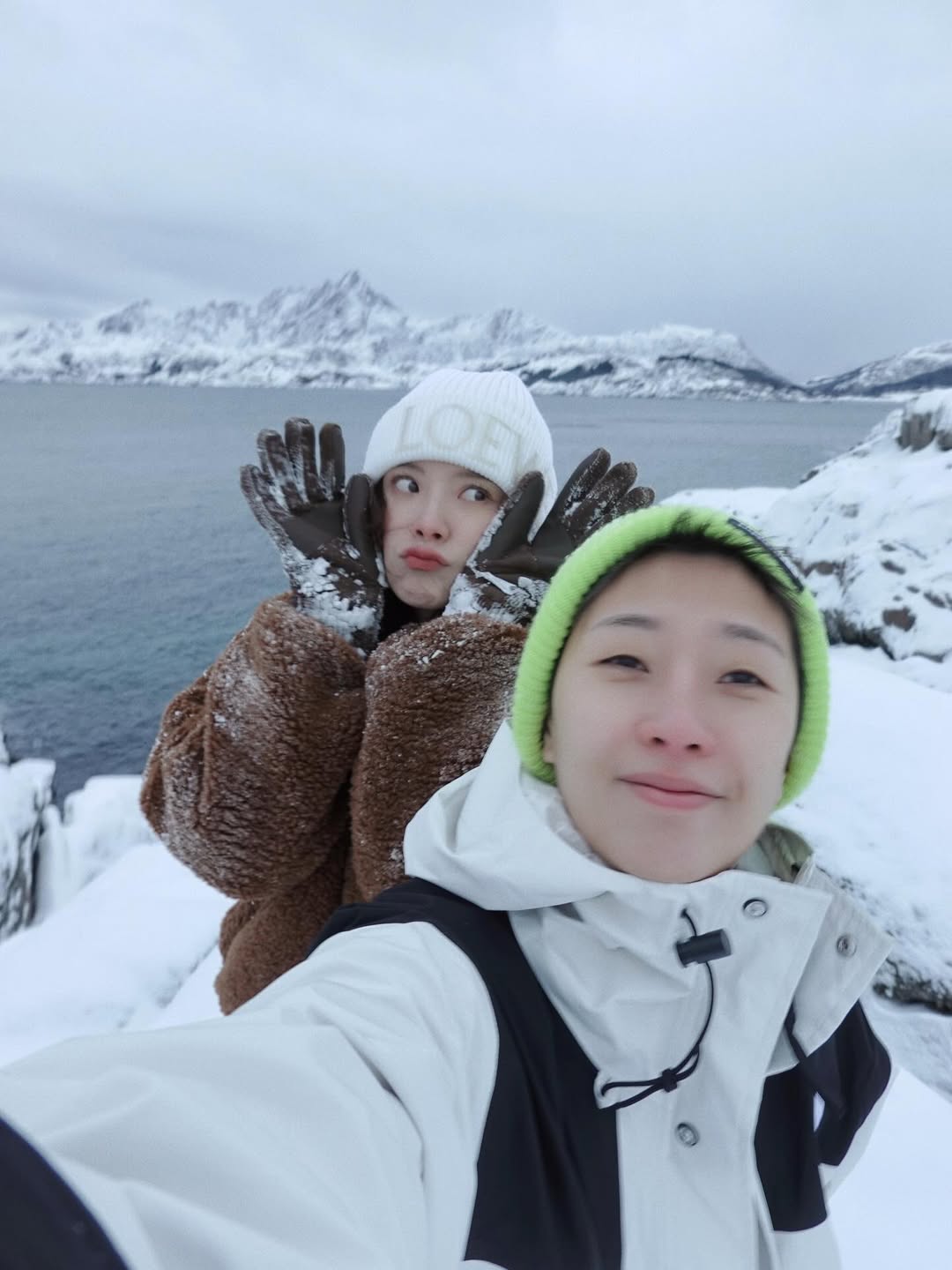 ใบเฟิร์น - พิมพ์ชนก ลือวิเศษไพบูลย์