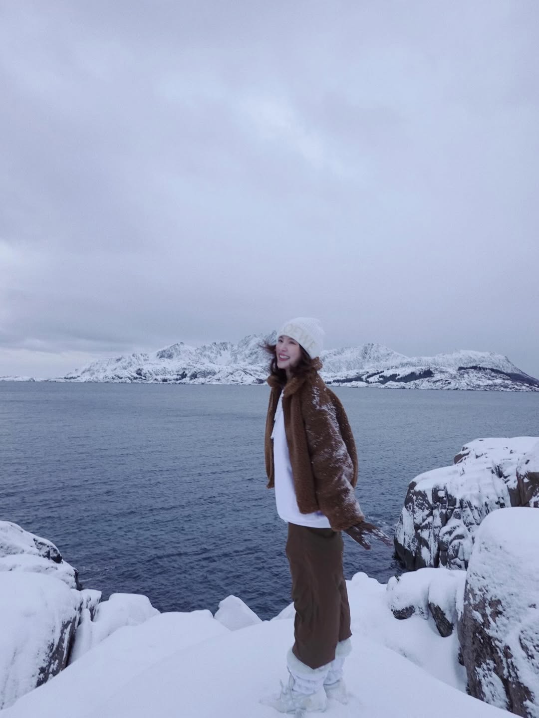 ใบเฟิร์น - พิมพ์ชนก ลือวิเศษไพบูลย์