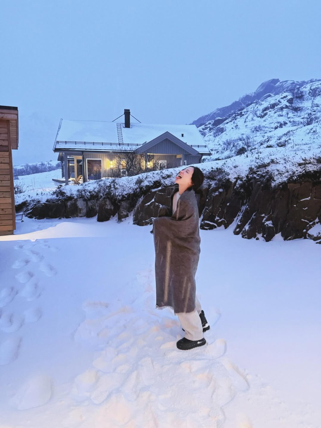 ใบเฟิร์น - พิมพ์ชนก ลือวิเศษไพบูลย์