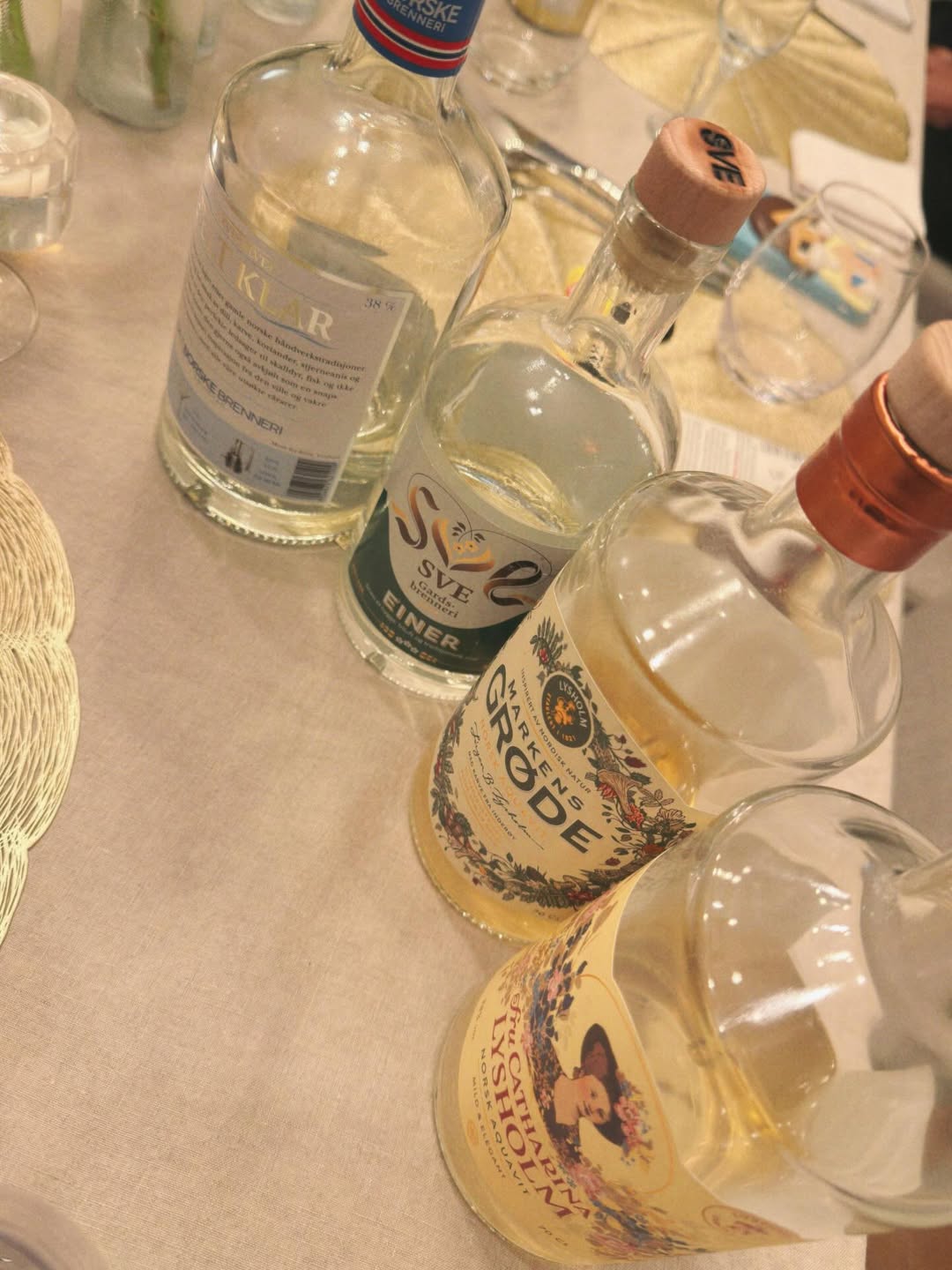 ใบเฟิร์น - พิมพ์ชนก ลือวิเศษไพบูลย์