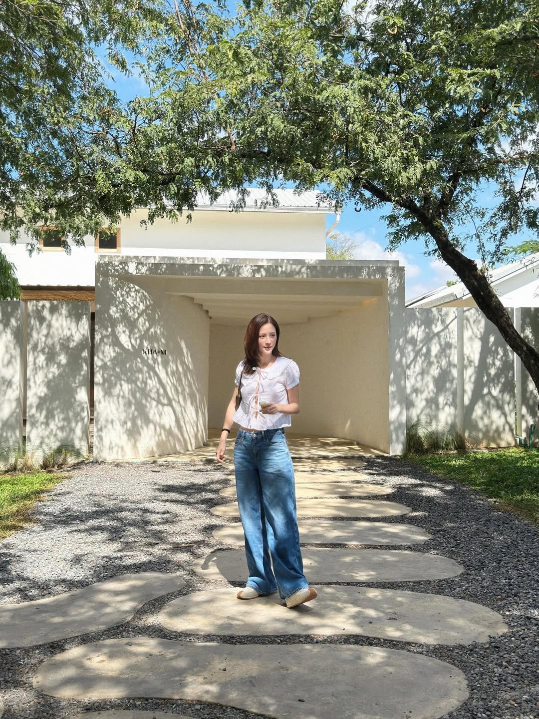 ใบเฟิร์น - พิมพ์ชนก ลือวิเศษไพบูลย์