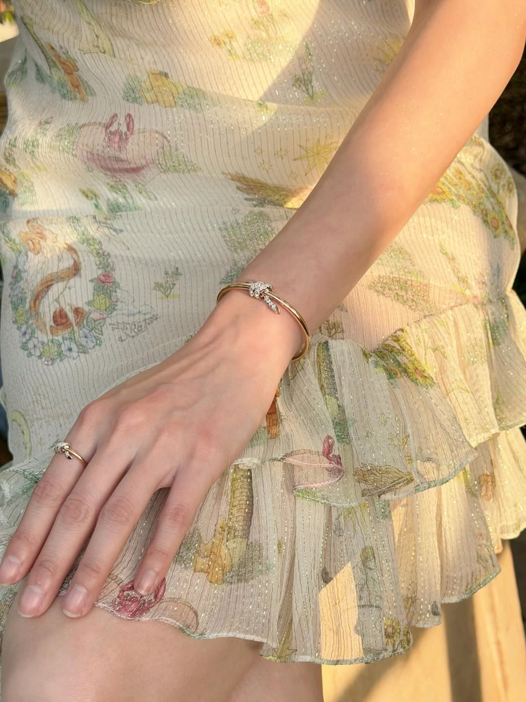 ใบเฟิร์น - พิมพ์ชนก ลือวิเศษไพบูลย์