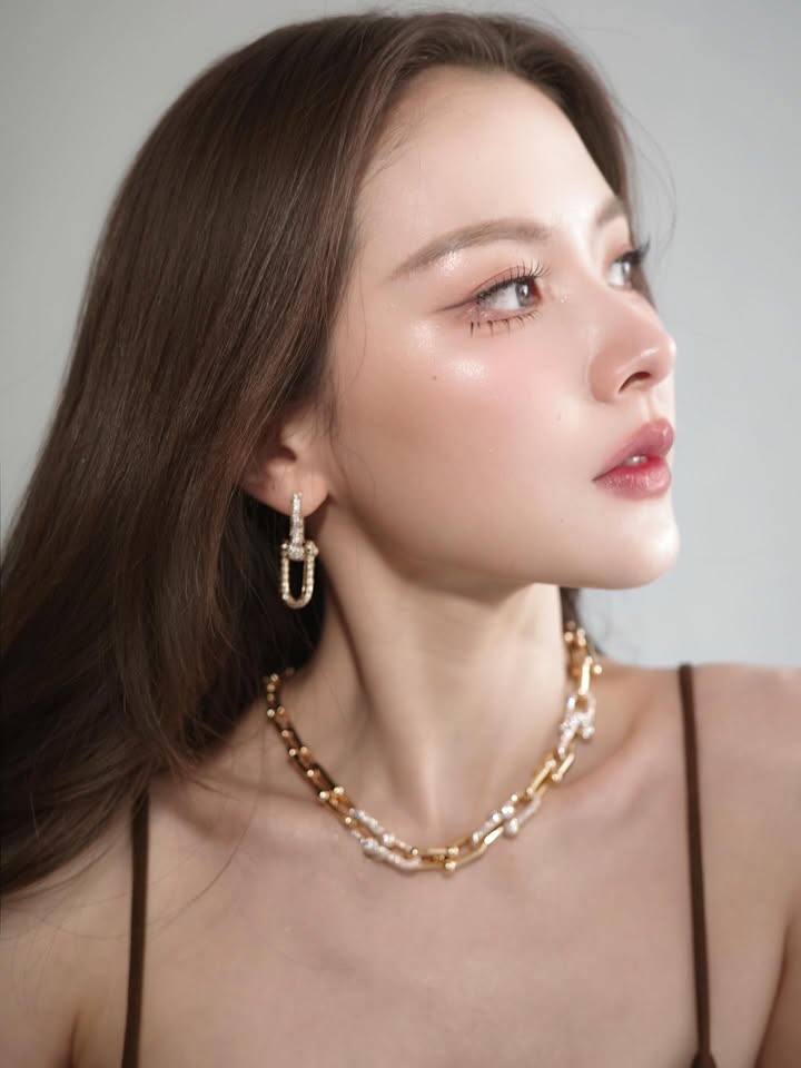 ใบเฟิร์น - พิมพ์ชนก ลือวิเศษไพบูลย์