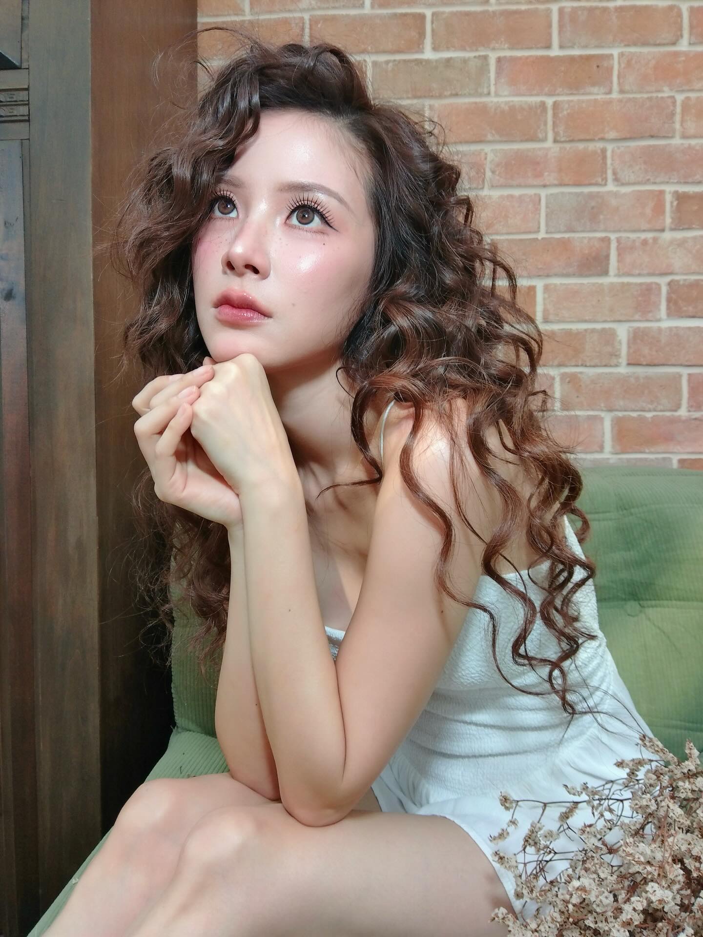 ใบเฟิร์น - พิมพ์ชนก ลือวิเศษไพบูลย์