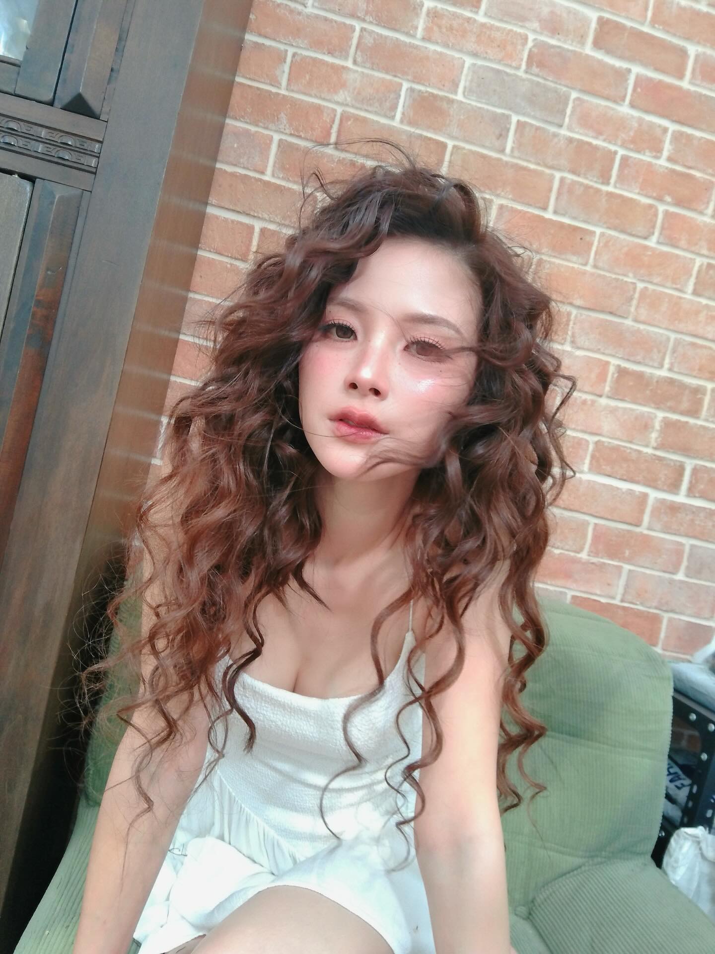 ใบเฟิร์น - พิมพ์ชนก ลือวิเศษไพบูลย์