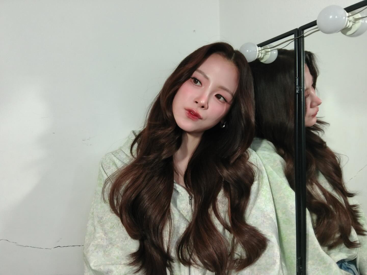 ใบเฟิร์น - พิมพ์ชนก ลือวิเศษไพบูลย์