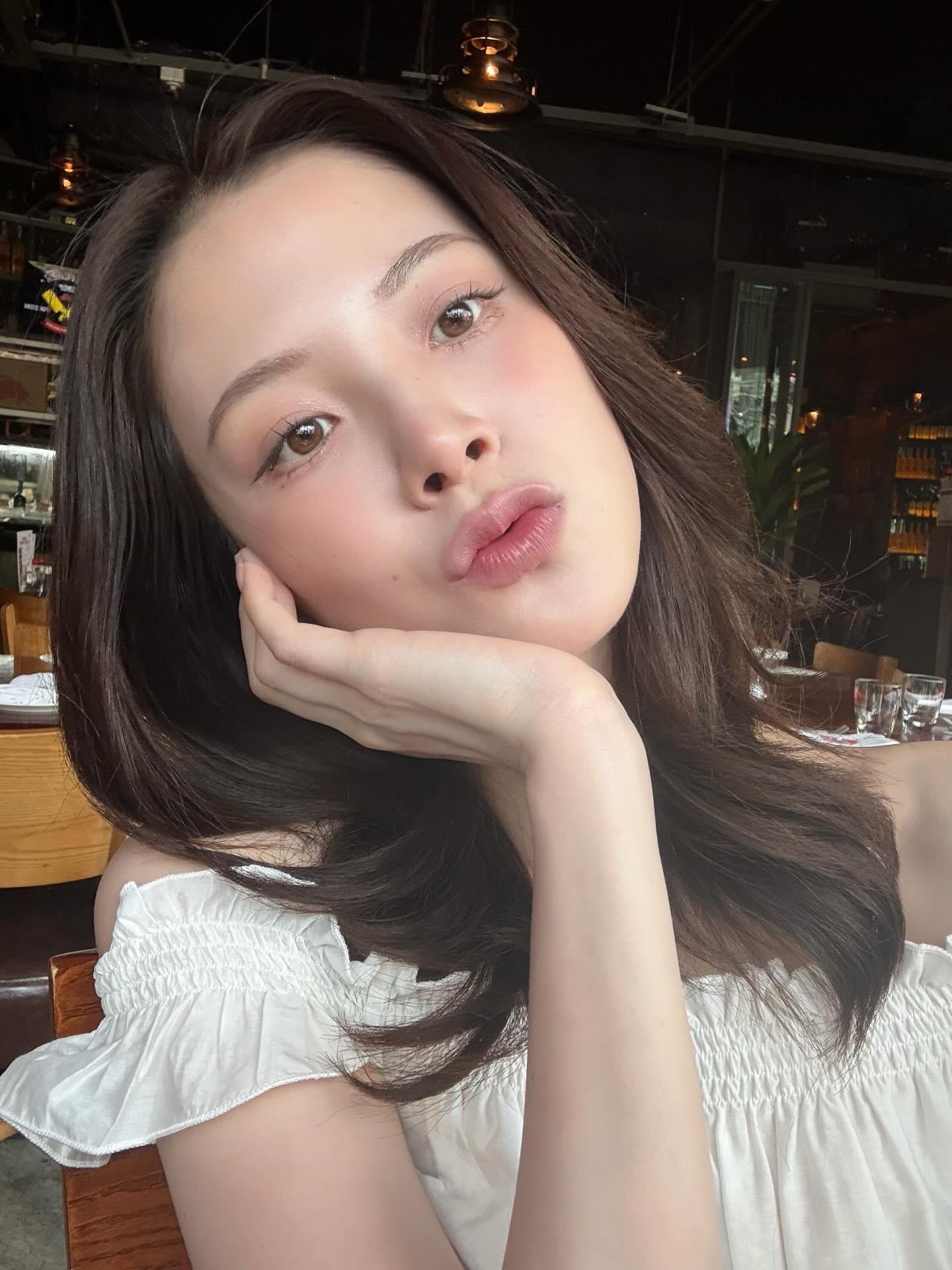 ใบเฟิร์น - พิมพ์ชนก ลือวิเศษไพบูลย์