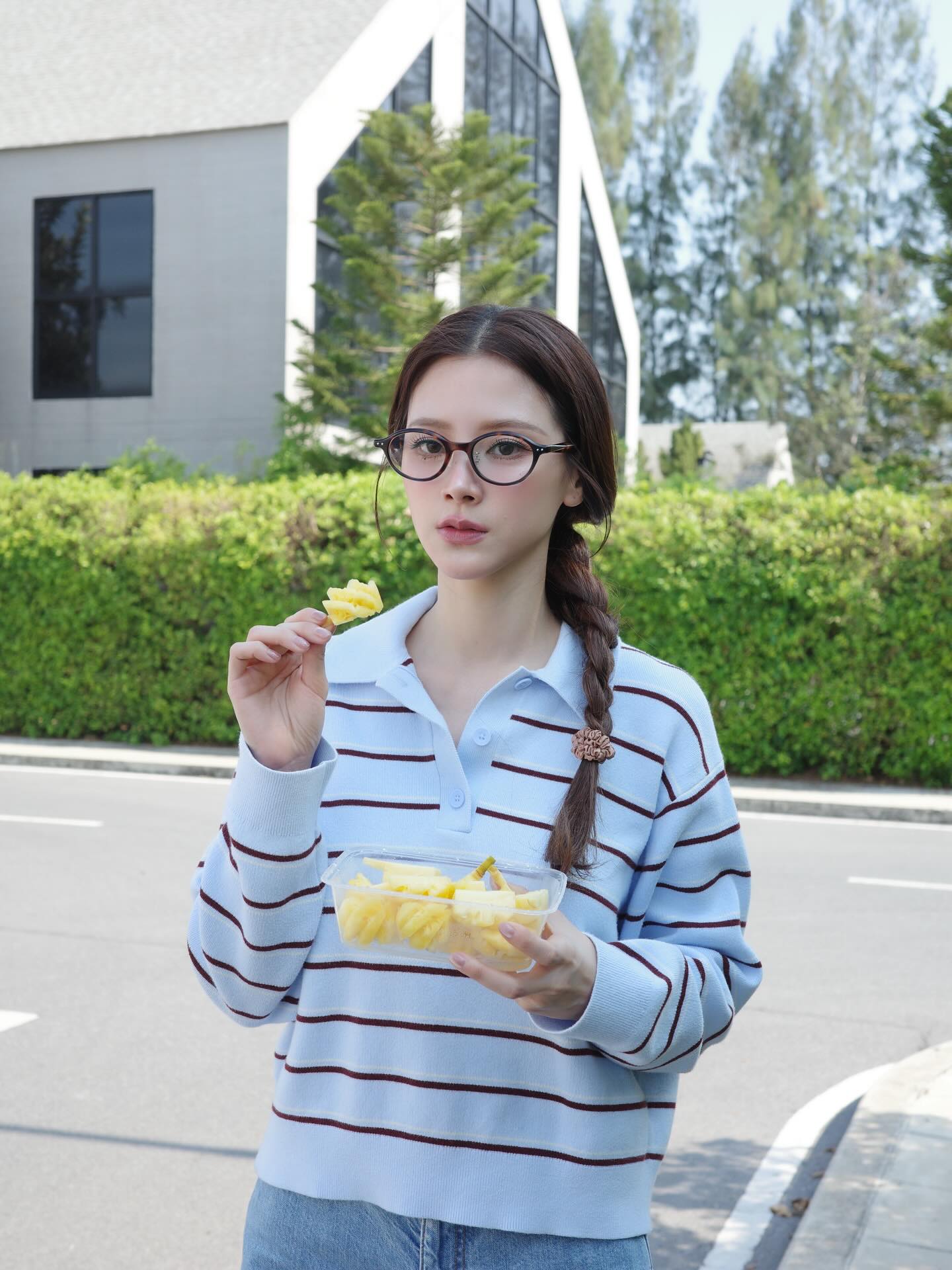 ใบเฟิร์น - พิมพ์ชนก ลือวิเศษไพบูลย์